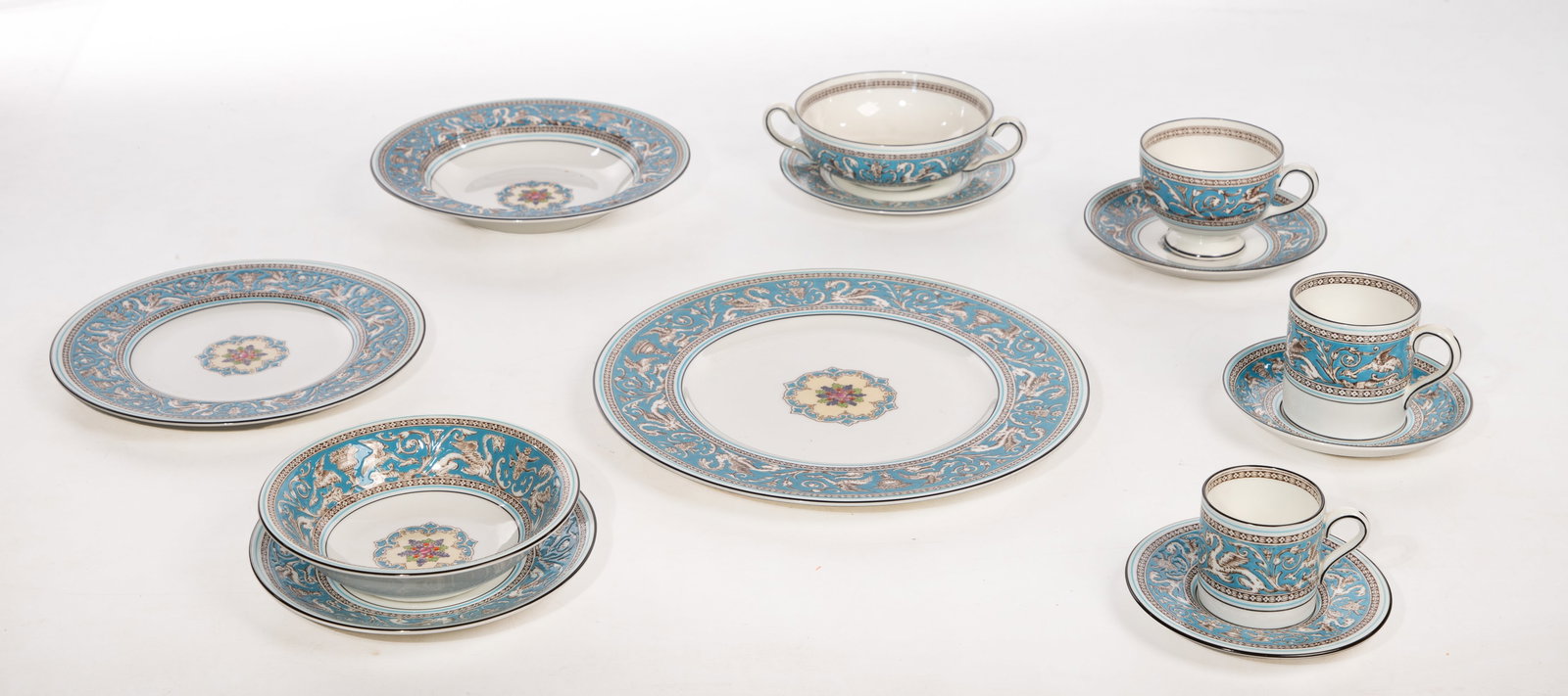 Wedgewood Florentine China Service: Wedgewood Florentine China Service (182) items including (12) 10 1/2-inch dinner plates, (12) 8-inch salad plates, (20) 4-inch teacups, (12) 3 1/2-inch coffee cups, (12) 3-inch demitasse cups,