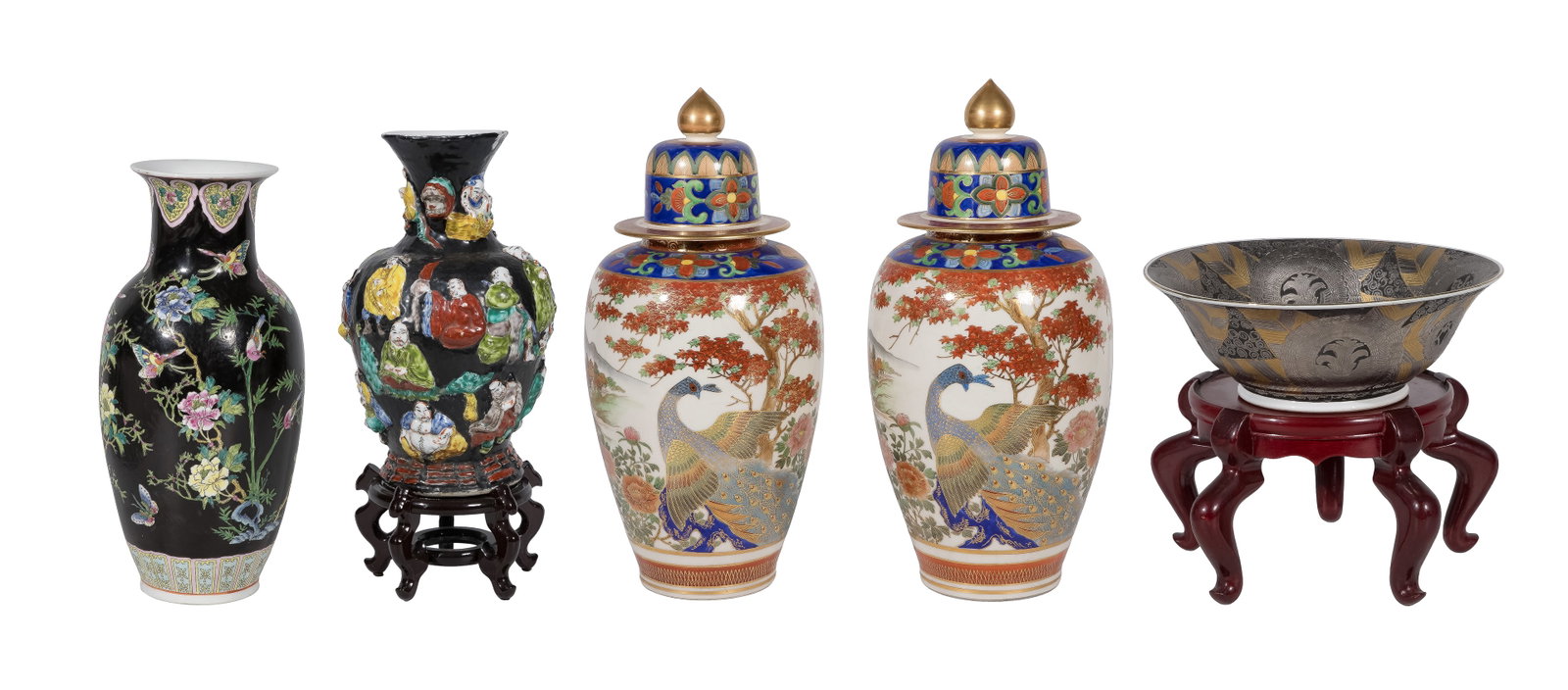 Asian Porcelain Vase Assortment: Asian Porcelain Vase Assortment (6) total items including a Chinese famille noir floral motif having a red enamel 6-character Xianfeng mark, a Chinese famille noir figural motif having a red archaic Q