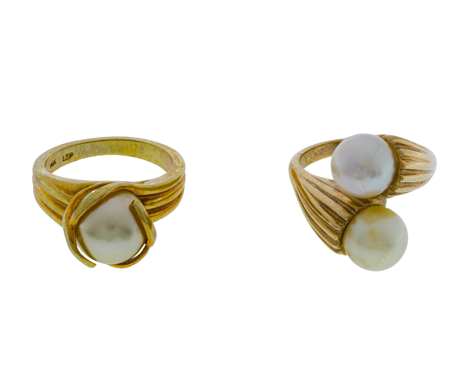 14k Yellow Gold and Pearl Rings: 14k Yellow Gold and Pearl Rings (2) items including an approximately 9mm pearl solitaire in a nest style setting and an approximately 8mm two pearl in a crossover setting (both marked '14k') Property