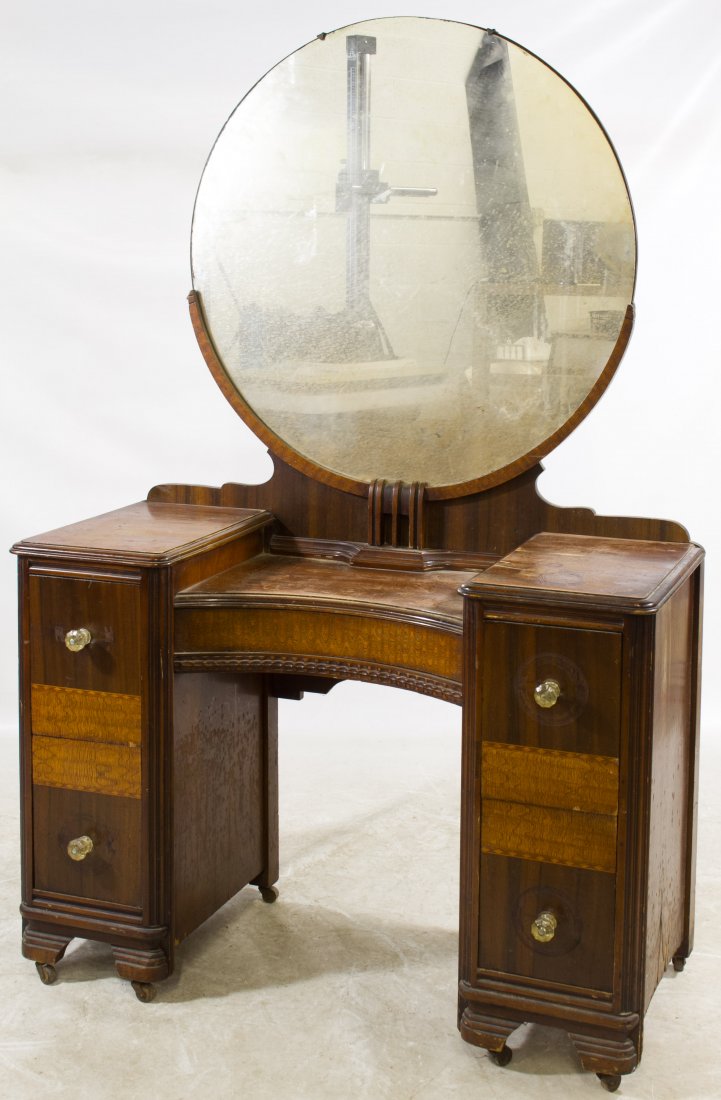 Mahogany Art Deco Dressing Table with Mirror: Mahogany Art Deco Dressing Table with Mirror Two drawers on each side Height: 63.00 inches, Width: 42.00 inches, Depth: 18.00 inches Category: Furniture > Art Deco Shipping Status: 3rd Party Shipping;