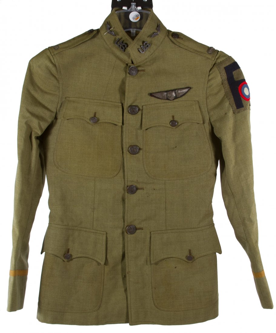 World War I American Army Officer's Air Corp Uniform: World War I American Army Officer's Air Corp Uniform Jacket Includes metal wings on black background on chest, with unit patch and all insigniaSize: small Category: Military & Weapons > World War I Sh