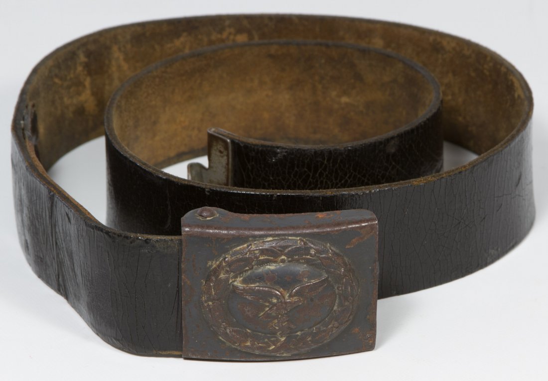 World War II German Luftwaffe Enlisted Belt and Buckle: World War II German Luftwaffe Enlisted Belt and Buckle Having an adjustable belt Length: 39.00 inches Category: Military & Weapons > World War II Shipping Status: Leonard Auction, Inc. will directly s