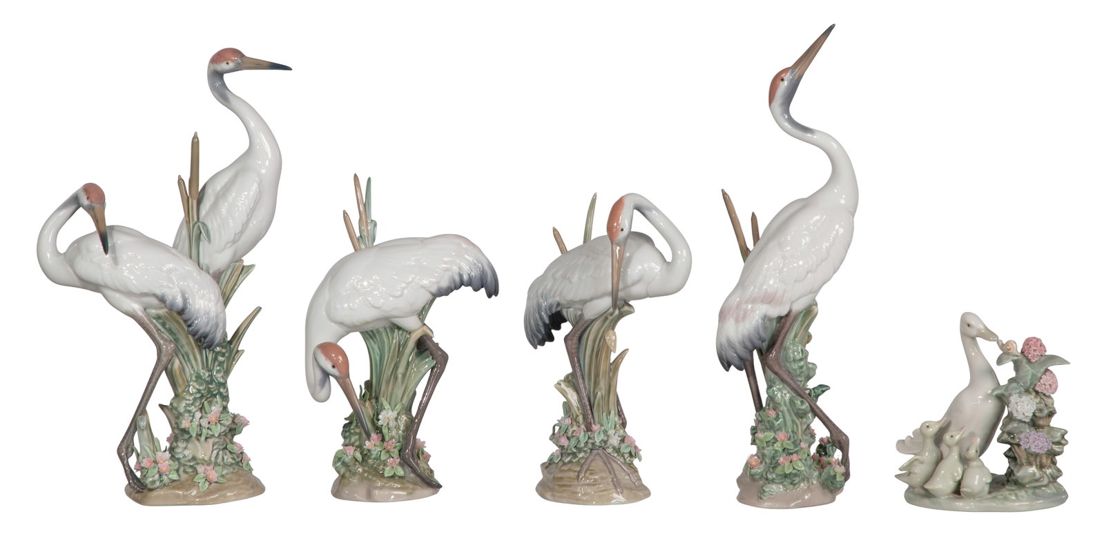 Lladro Porcelain Crane Assortment: Lladro Porcelain Crane Assortment (6) total items including #1611 Courting Cranes, #1612 Preening Crane, #1613 Bowing Crane, #1614 Dancing Crane; together with #1439 How Do You Do? duck and ducklings