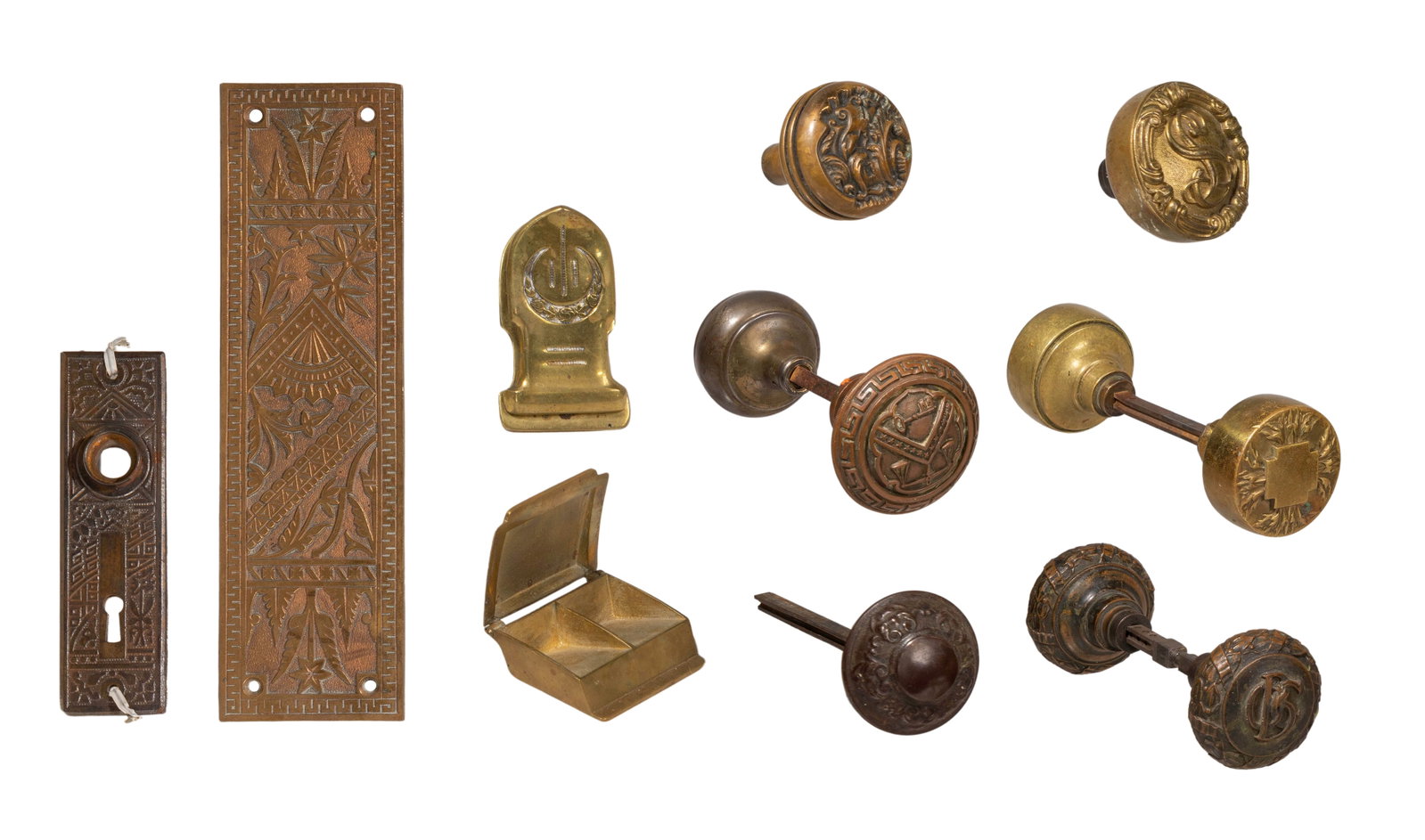 Door Knob and Hardware Assortment: Door Knob and Hardware Assortment (10) items including (3) double doorknobs, including the scales of justice and Old Colony Sports Building, (3) single knobs, (2) plates and a desk set having a clip a
