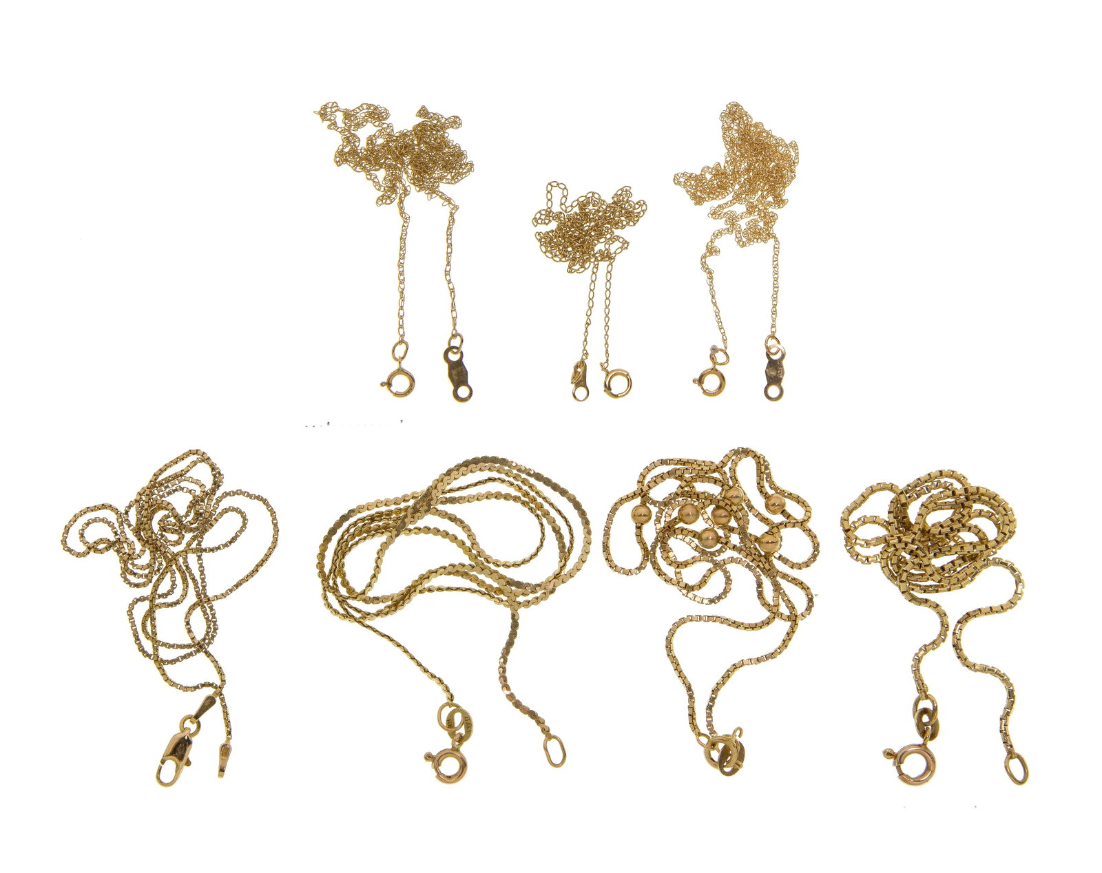 14k Yellow Gold Necklace Assortment: 14k Yellow Gold Necklace Assortment (7) items of various sizes and links (all marked '14k' / '585') Property from: a Private Collector, Wheaton, Illinois Length: 18 inches (longest) Weight: 14k gold: