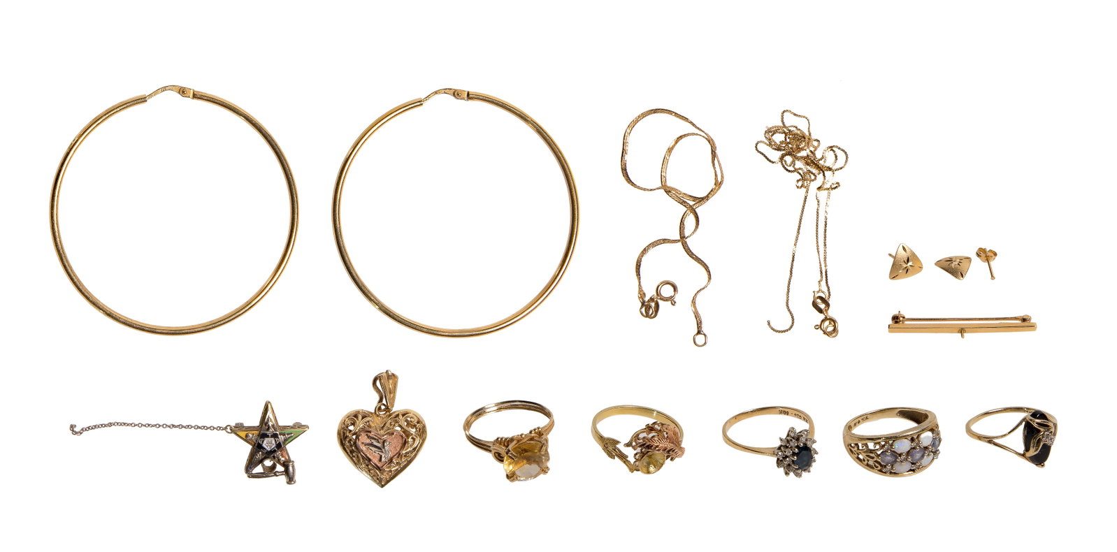 14k, 10k and 9k Yellow Gold Jewelry Assortment: 14k, 10k and 9k Yellow Gold Jewelry Assortment (12) items including a bracelet, a ring setting and broken / fragmented items (marked '14k'), (4) rings, (2) pendants and a pair of earrings (marked