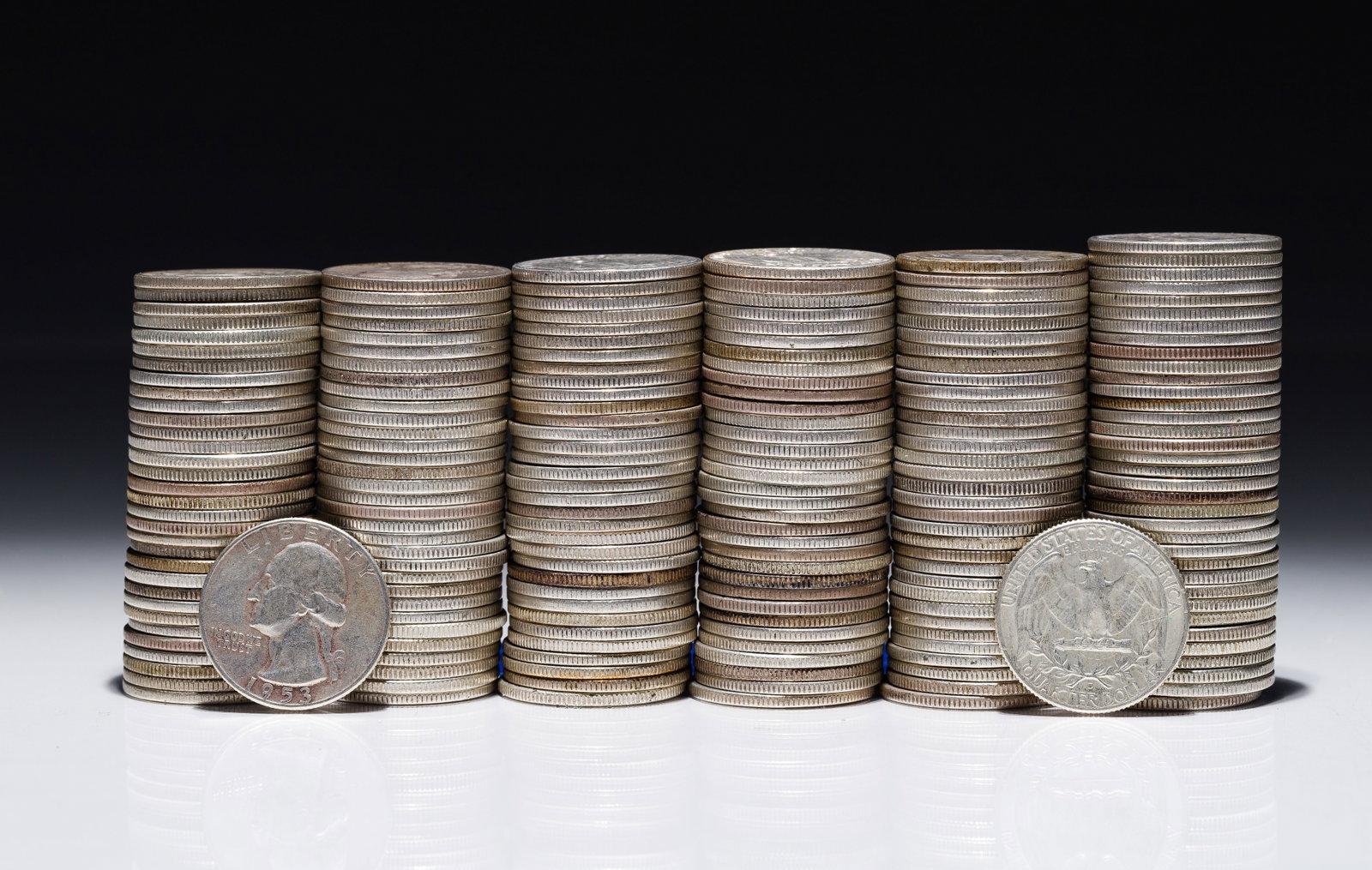 Washington Silver Quarters 25c: Washington Silver Quarters 25c (500) coins including mixed dates and mints Property from: a Private Collector, Chicago (Rogers Park), Illinois Category: Quarters > Washington Quarter Estimated Sale