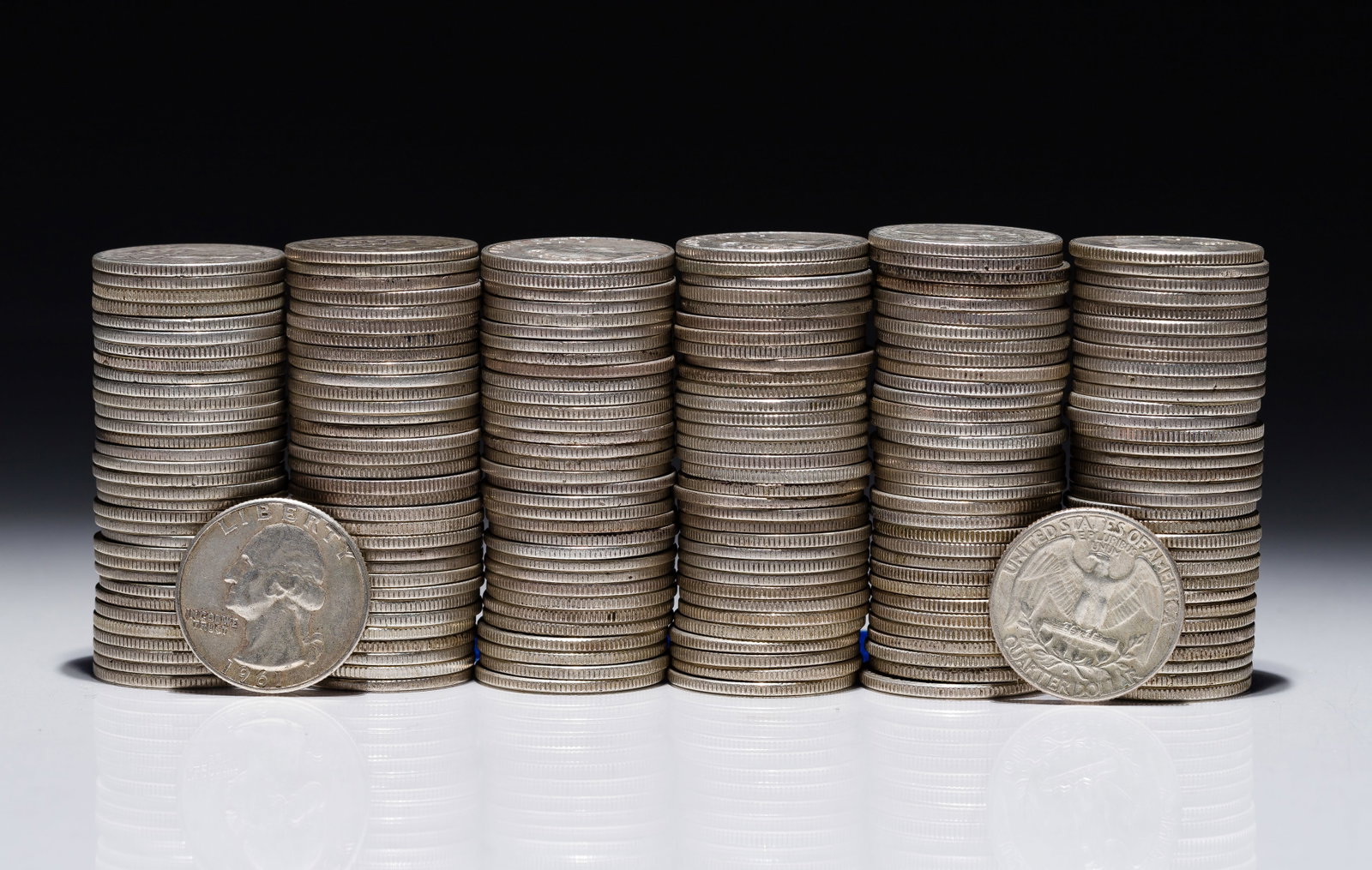 Washington Silver Quarters 25c: Washington Silver Quarters 25c (500) coins including mixed dates and mints Property from: a Private Collector, Chicago (Rogers Park), Illinois Category: Quarters > Washington Quarter Estimated Sale