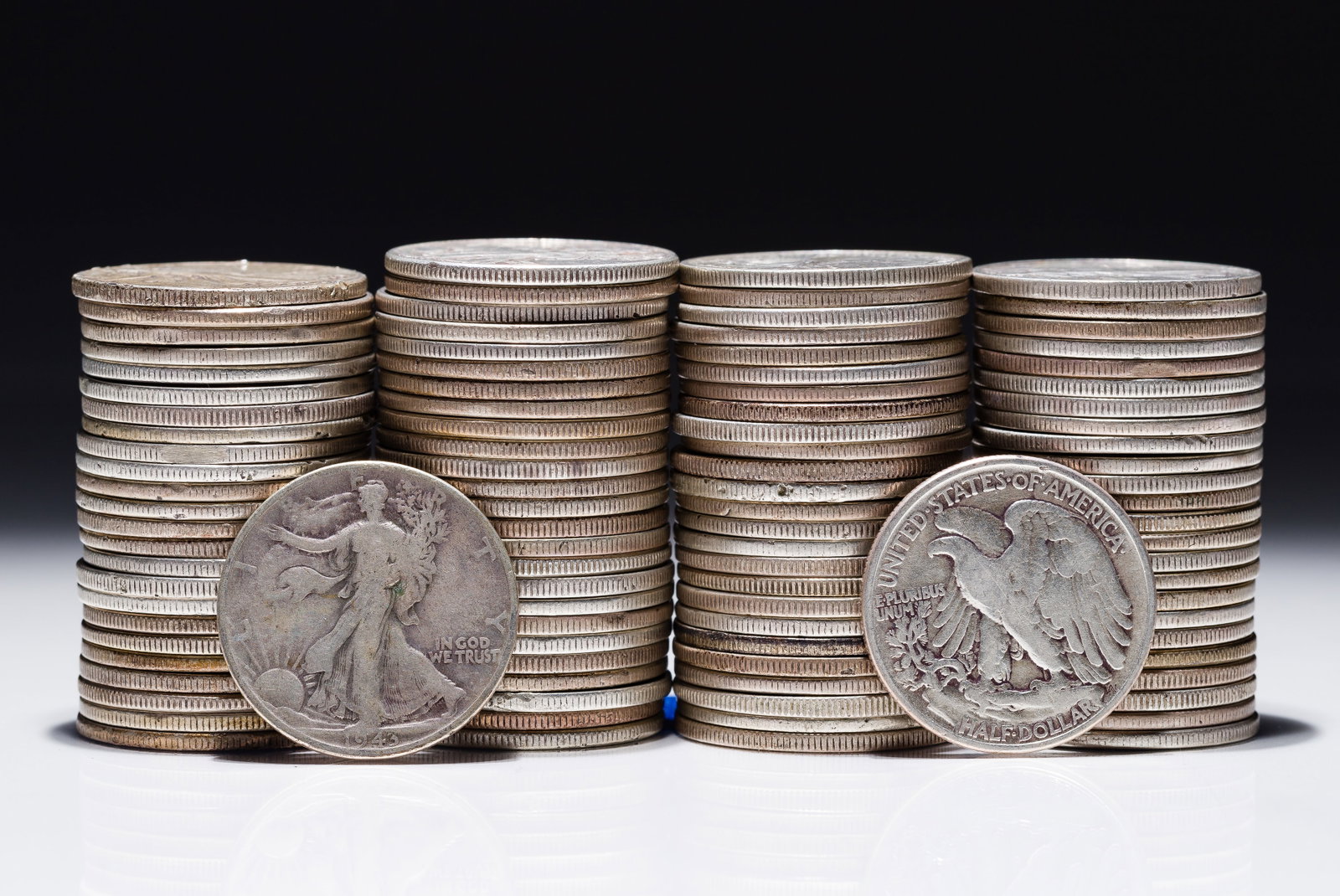 Walking Liberty Half Dollars 50c: Walking Liberty Half Dollars 50c (100) coins including mixed dates and mints Property from: a Private Collector, Chicago (Rogers Park), Illinois Category: Half Dollars > Walking Liberty Half Dollar