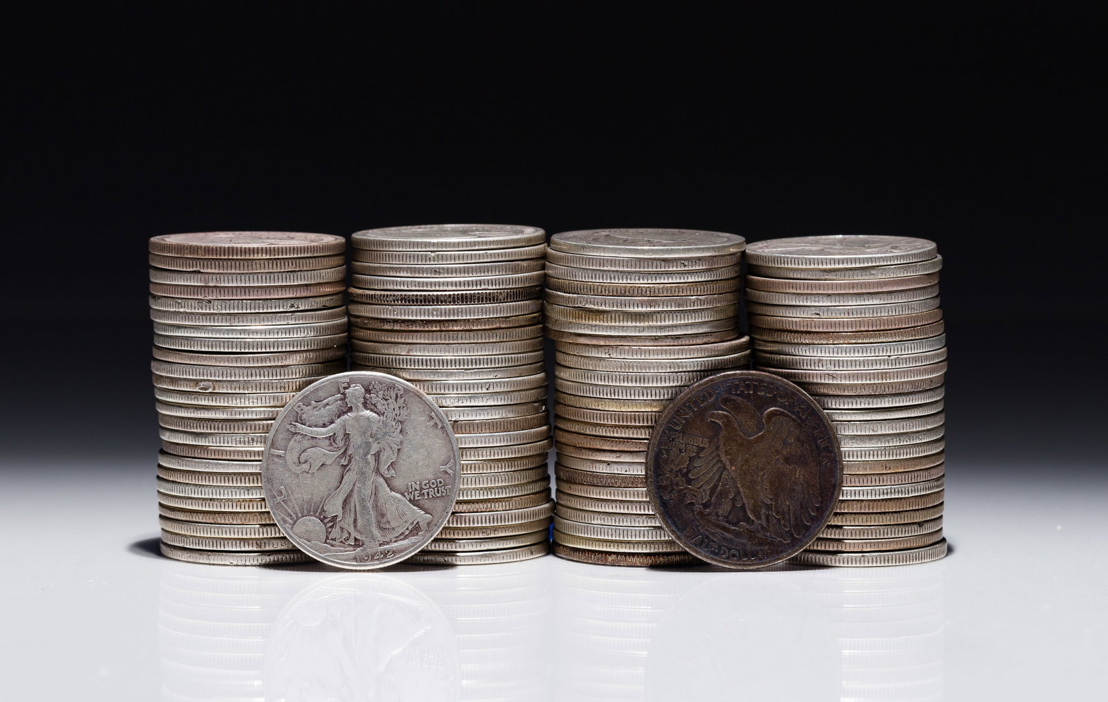 Walking Liberty Half Dollars 50c: Walking Liberty Half Dollars 50c (100) coins including mixed dates and mints Property from: a Private Collector, Chicago (Rogers Park), Illinois Category: Half Dollars > Walking Liberty Half Dollar