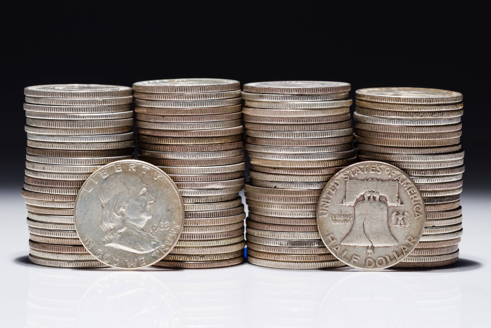 Franklin Half Dollars 50c: Franklin Half Dollars 50c (100) coins including mixed dates and mints Property from: a Private Collector, Chicago (Rogers Park), Illinois Category: Half Dollars > Franklin Half Dollar Estimated Sale T