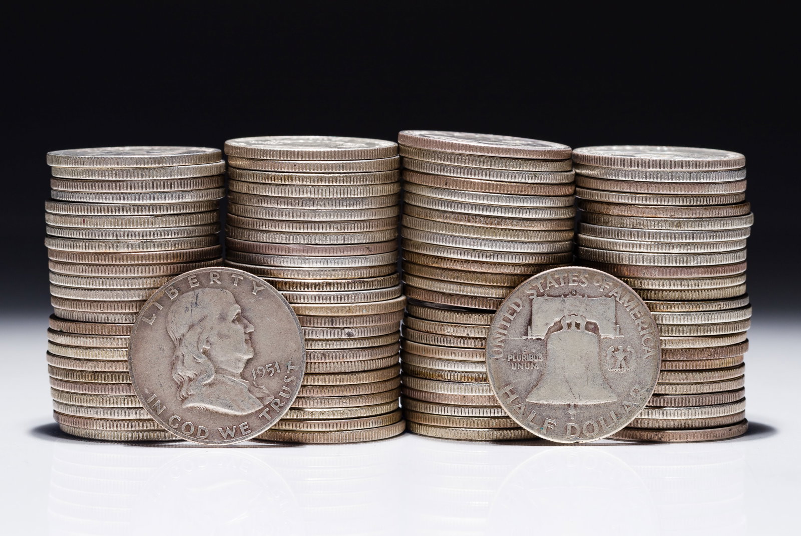 Franklin Half Dollars 50c: Franklin Half Dollars 50c (100) coins including mixed dates and mints Property from: a Private Collector, Chicago (Rogers Park), Illinois Category: Half Dollars > Franklin Half Dollar Estimated Sale T