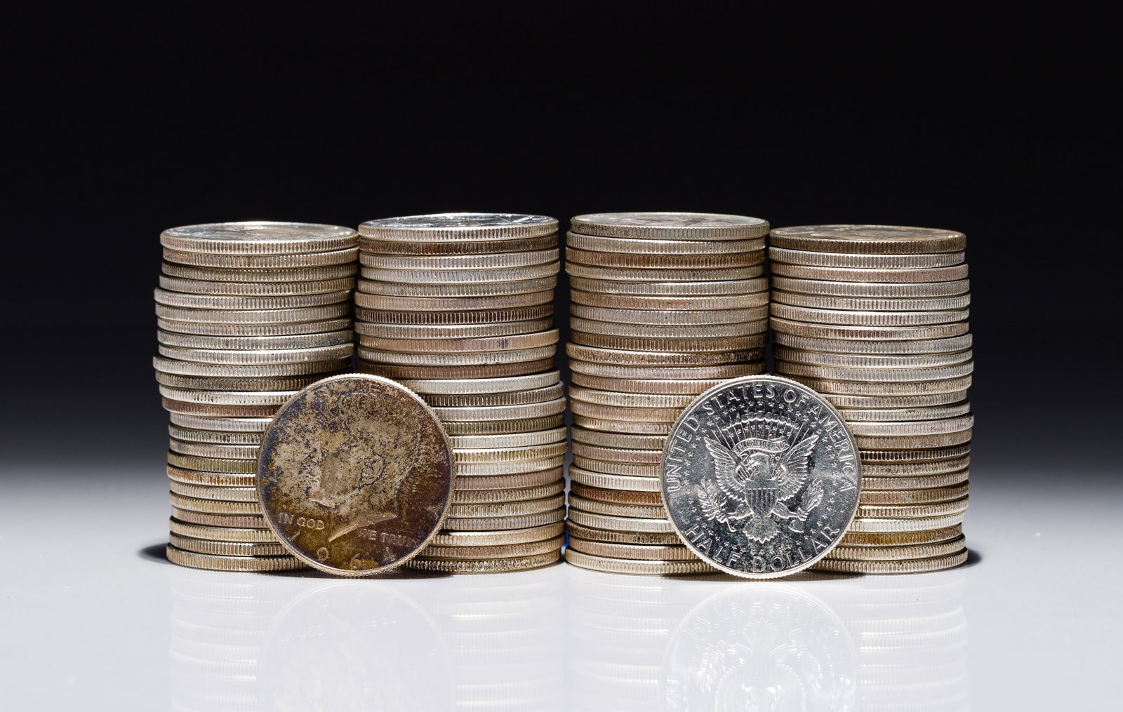 1964 Kennedy Half Dollars 50c: 1964 Kennedy Half Dollars 50c (100) coins including mixed mints Property from: a Private Collector, Chicago (Rogers Park), Illinois Category: Half Dollars > Kennedy Half Dollar Estimated Sale Time: