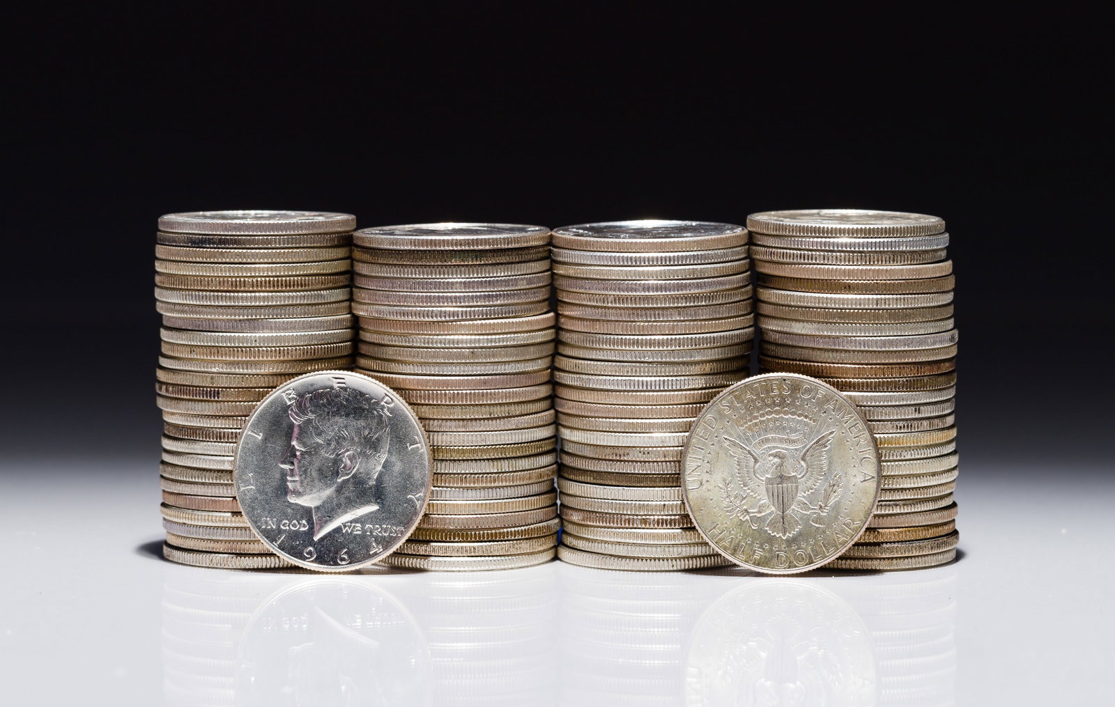 1964 Kennedy Half Dollars 50c: 1964 Kennedy Half Dollars 50c (100) coins including mixed mints Property from: a Private Collector, Chicago (Rogers Park), Illinois Category: Half Dollars > Kennedy Half Dollar Estimated Sale Time: