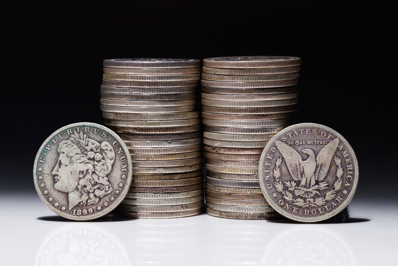Morgan Dollars $1: Morgan Dollars $1 (50) coins including mixed mints from 1892, 1898, 1899, 1901 and 1902 Property from: a Private Collector, Chicago (Rogers Park), Illinois Category: Dollars > Morgan Dollar Estimated