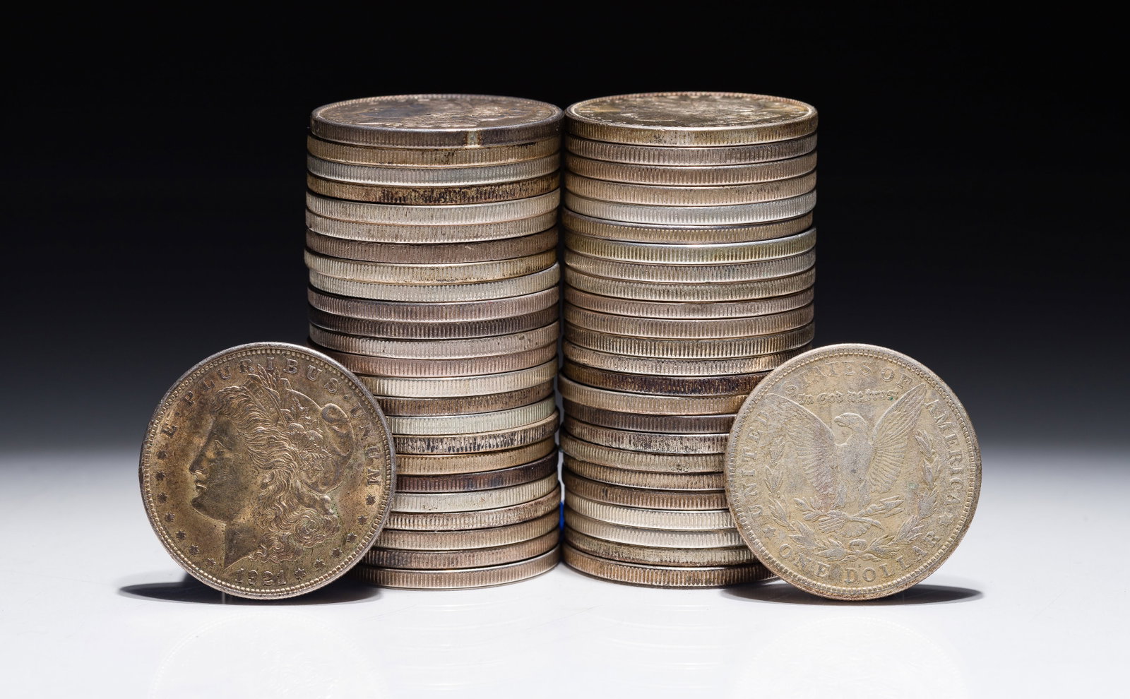 1921 Morgan Dollars $1: 1921 Morgan Dollars $1 (50) coins Property from: a Private Collector, Chicago (Rogers Park), Illinois Category: Dollars > Morgan Dollar Estimated Sale Time: 10:38 am CST Shipping Status: Shipping