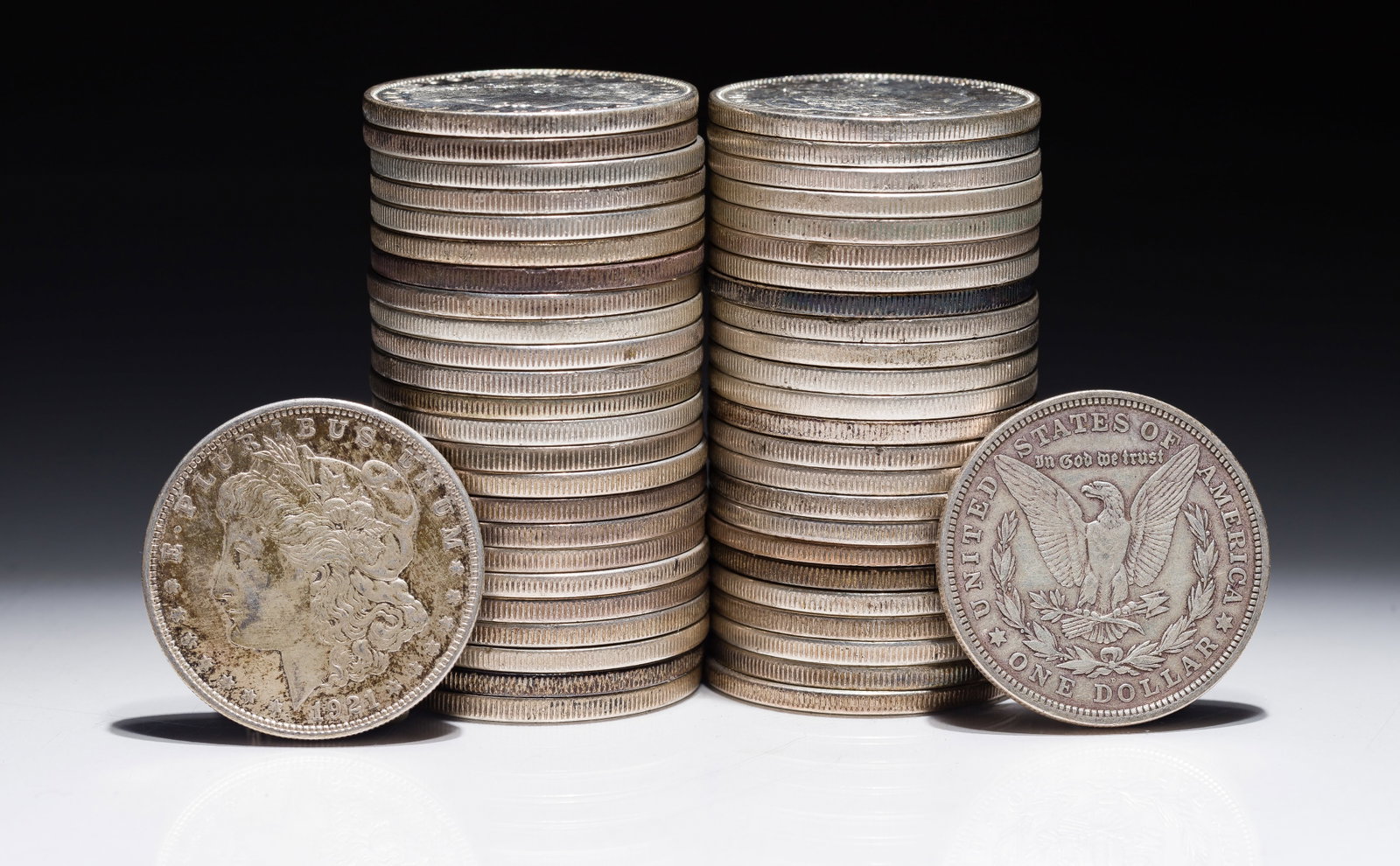 1921-D Morgan Dollars $1: 1921-D Morgan Dollars $1 (50) coins Property from: a Private Collector, Chicago (Rogers Park), Illinois Category: Dollars > Morgan Dollar Estimated Sale Time: 10:36 am CST Shipping Status: Shipping