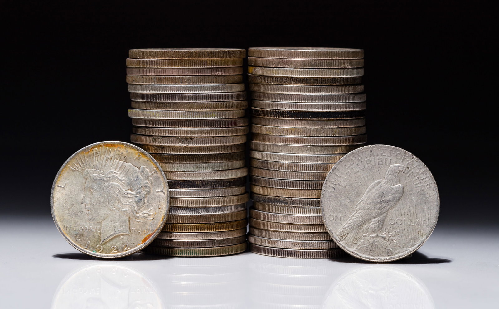1922 Peace Dollars $1: 1922 Peace Dollars $1 (50) coins Property from: a Private Collector, Chicago (Rogers Park), Illinois Category: Dollars > Peace Dollar Estimated Sale Time: 11:09 am CST Shipping Status: Shipping Quote