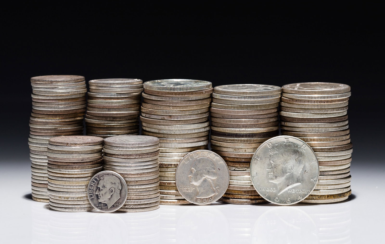 United States 90% Silver Coins: United States 90% Silver Coins $63.10 face value Property from: a Private Collector, Chicago (Rogers Park), Illinois Category: Bullion Coins > Silver Bullion Estimated Sale Time: 11:38 am CST Shipping
