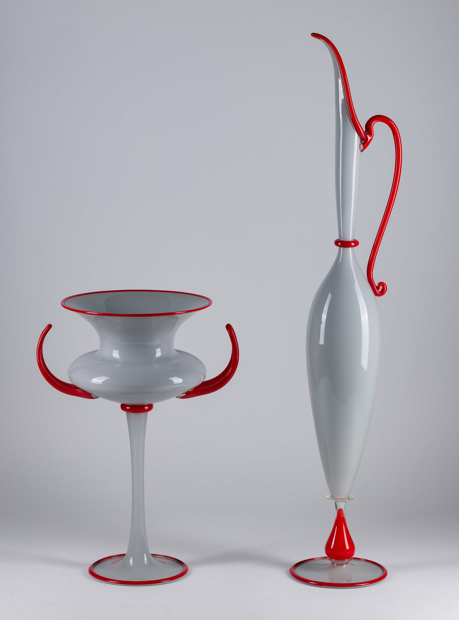 Dante Marioni (American, b.1964) 'Grey Pair' Art Glass Vessels (1 of 3)
