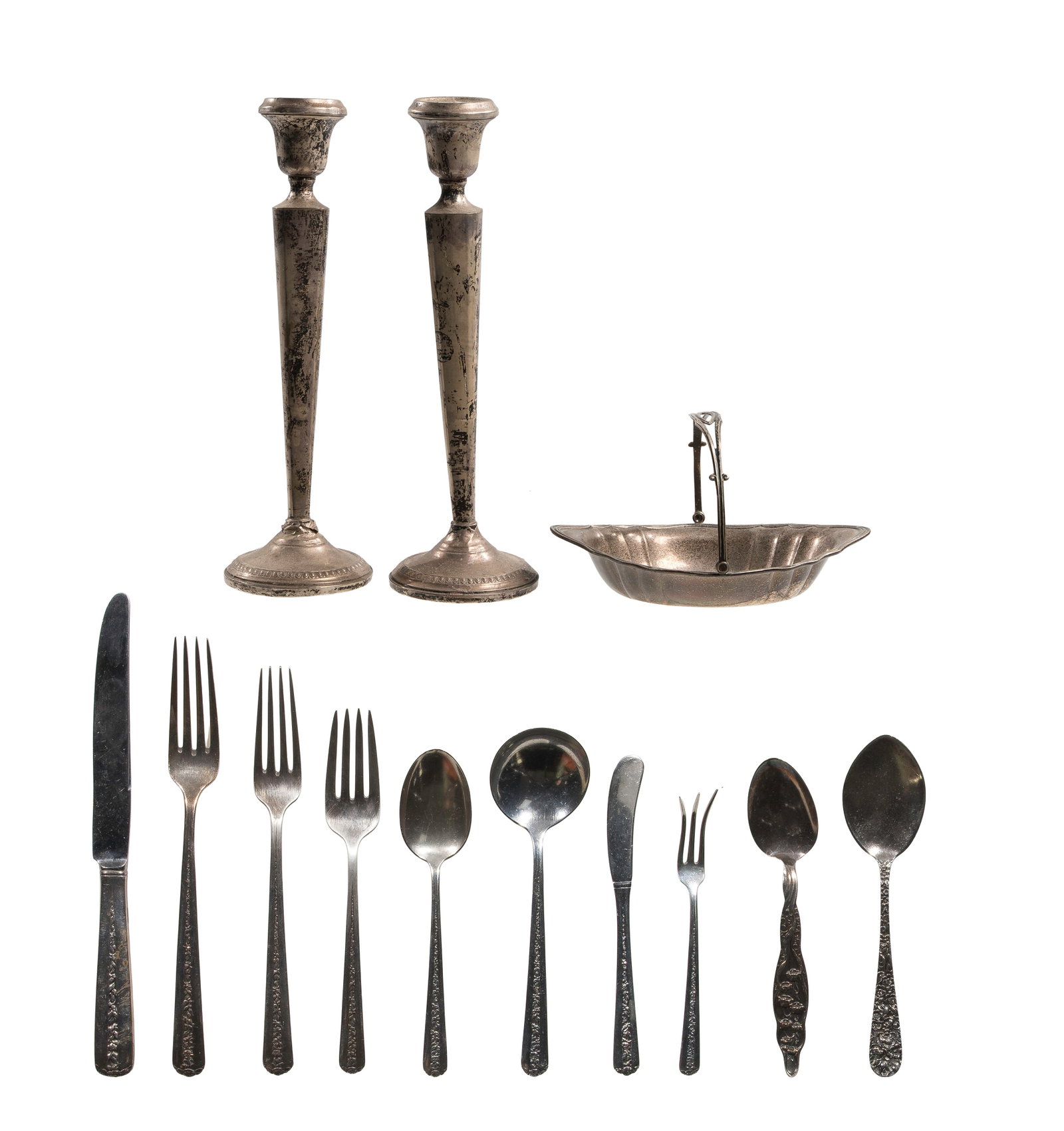 Towle Rambler Rose Sterling Silver Flatware Service: Towle Rambler Rose Sterling Silver Flatware Service (77) items total including (12) 8 1/2-inch dinner knives, (12) 5 3/4-inch solid butter knives, (1) 8-inch dinner fork, (9) 7 1/4-inch pastry /