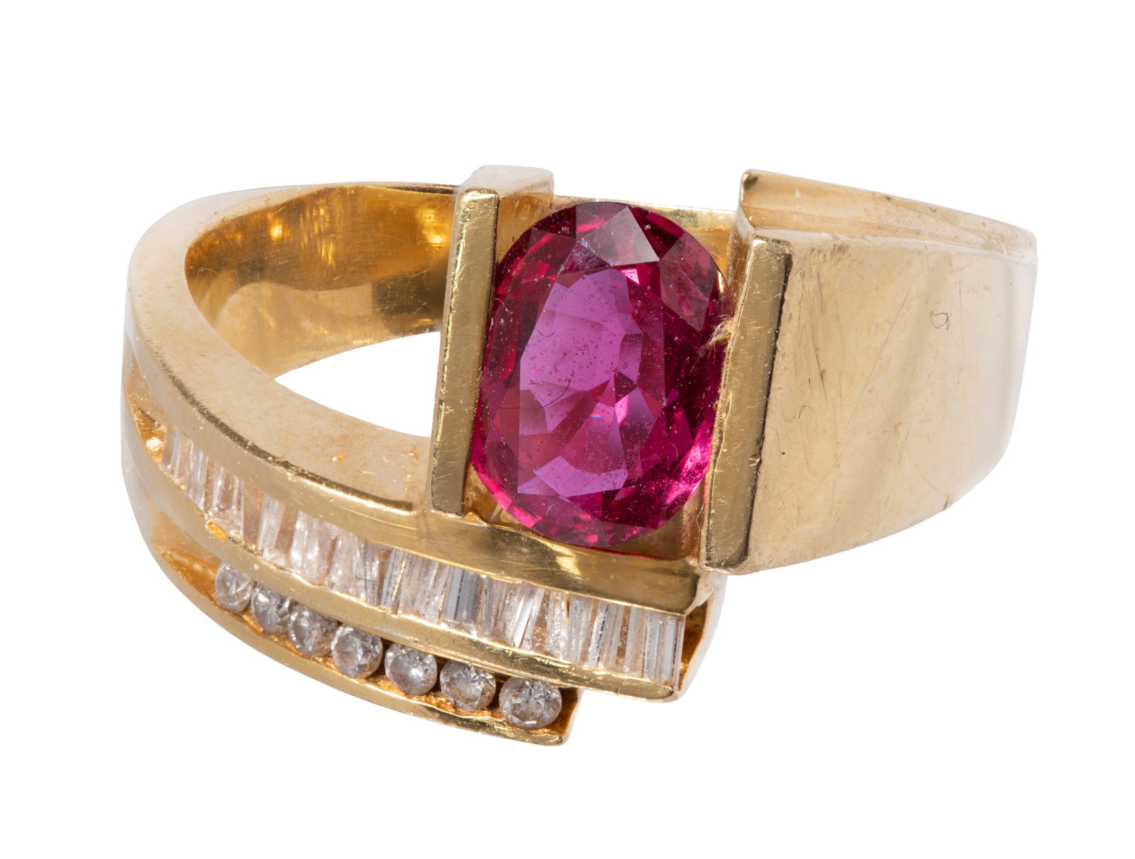 18k Yellow Gold Ruby and Diamond Ring - 2