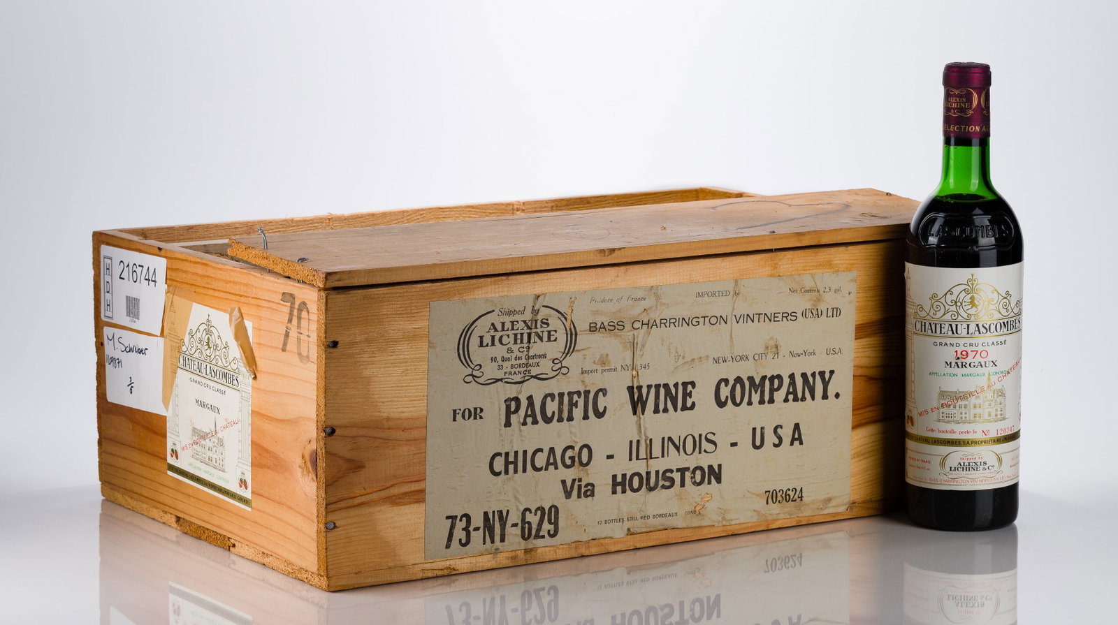 1970 Chateau-Lascombes Margaux Grand Cru: 1970 Chateau-Lascombes Margaux Grand Cru 1970 Chateau-Lascombes Margaux Grand Cru (10x 750ml), Bordeaux, France, fill: presumed BN, labels: fully legible, intact having minor wear, minor staining, cap