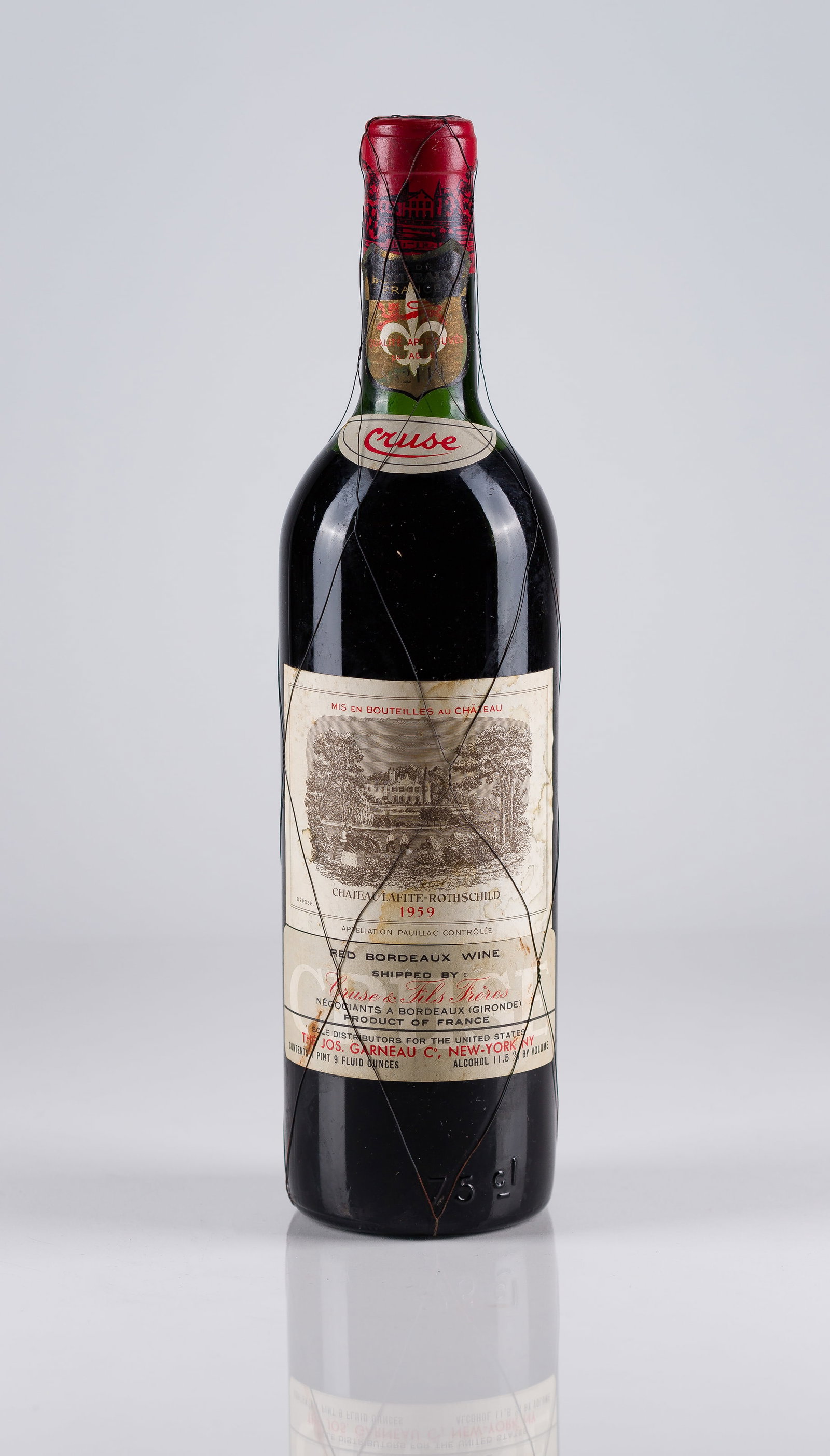 1959 Chateau Lafite-Rothschild Bordeaux: 1959 Chateau Lafite-Rothschild Bordeaux 1959, Chateau Lafite-Rothschild Bordeaux (1x 750ml), Pauillac, Medoc, Bordeaux, France, fill: HN, labels: fully legible, intact having shelf wear, bin stains, m