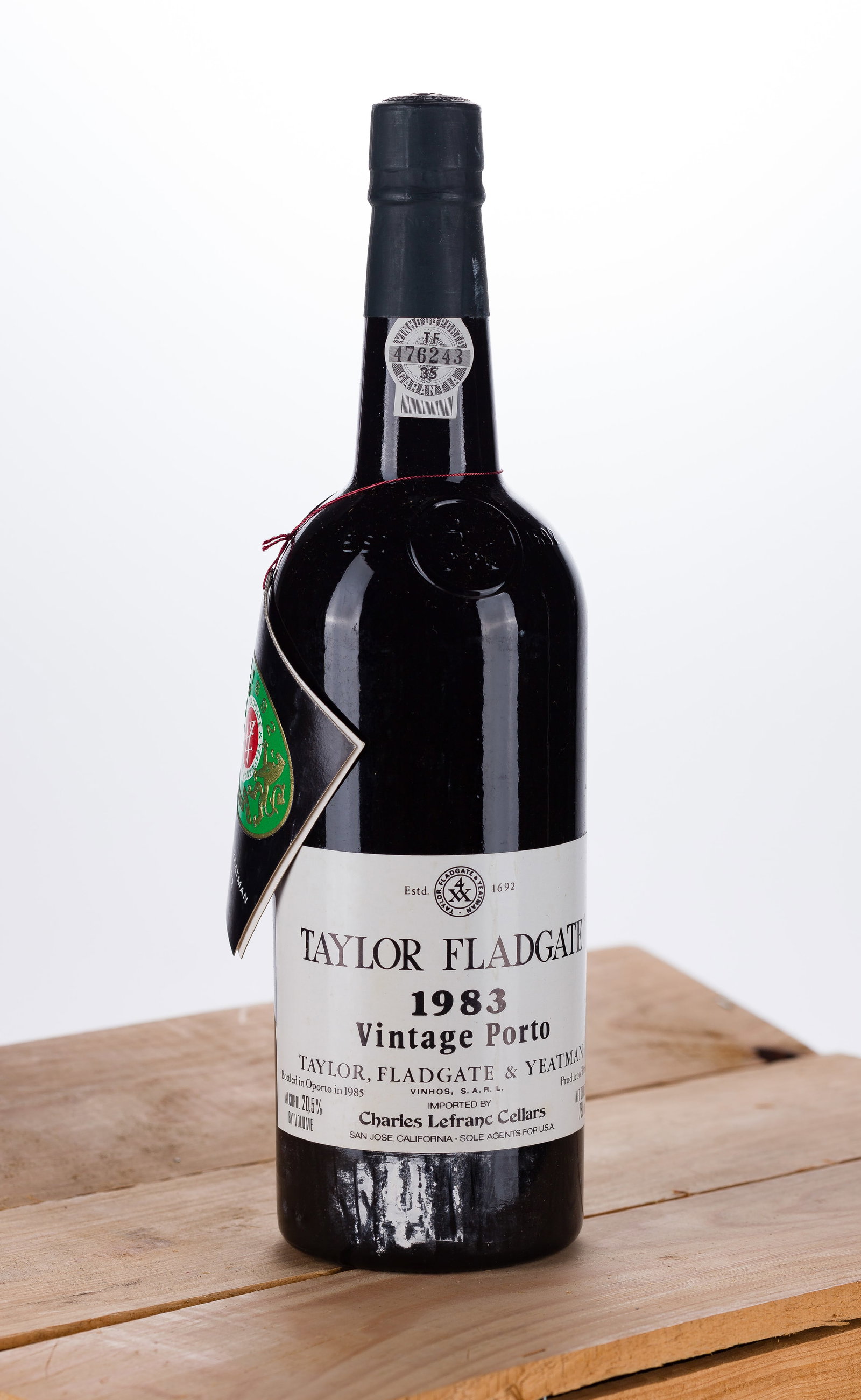 1983 Taylor Fladgate Vintage Port: 1983 Taylor Fladgate Vintage Port 1983 Taylor Fladgate Vintage Port (8x 750ml), bottled 1985, Oporto, Portugal, fill: all BN, labels: fully legible, intact, having minor wear, some having minor