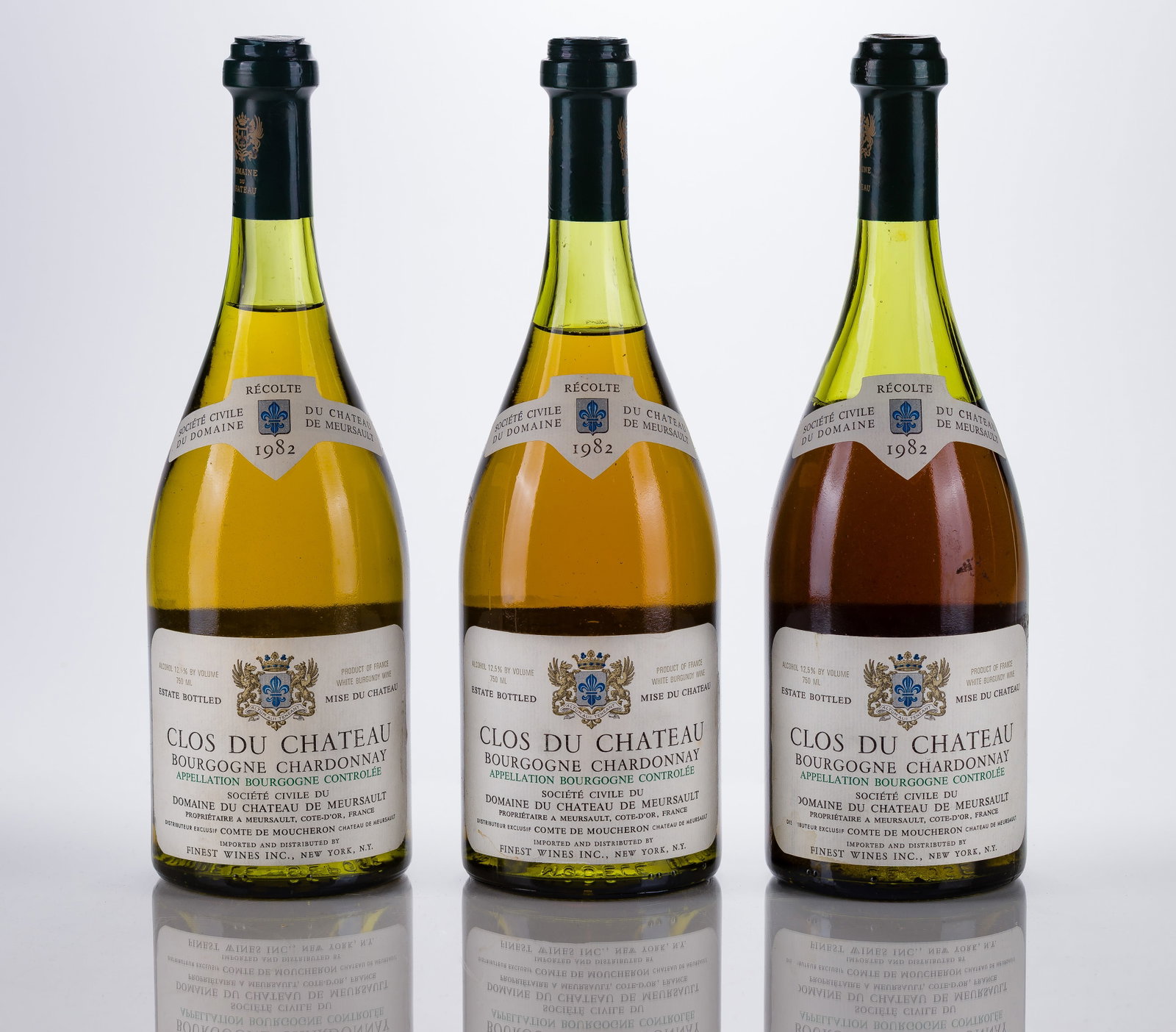 1982 Clos Du Chateau Chardonnay: 1982 Clos Du Chateau Chardonnay 1982 Clos Du Chateau Chardonnay (3x 750ml), Bourgogne, France, fill: 6.5cm or better, labels: fully legible, intact having minor shelf wear, capsules / corks: (2) firm,