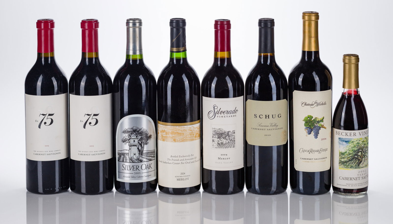 American Mixed Red Wine: American Mixed Red Wine Various wines such as Merlot from Silverado and a private label and Cabernet Sauvignon from 75, Silver Oak, Schug, Canoe Ridge and Becker (1x 375ml) and (7x 750ml), fill: N / B