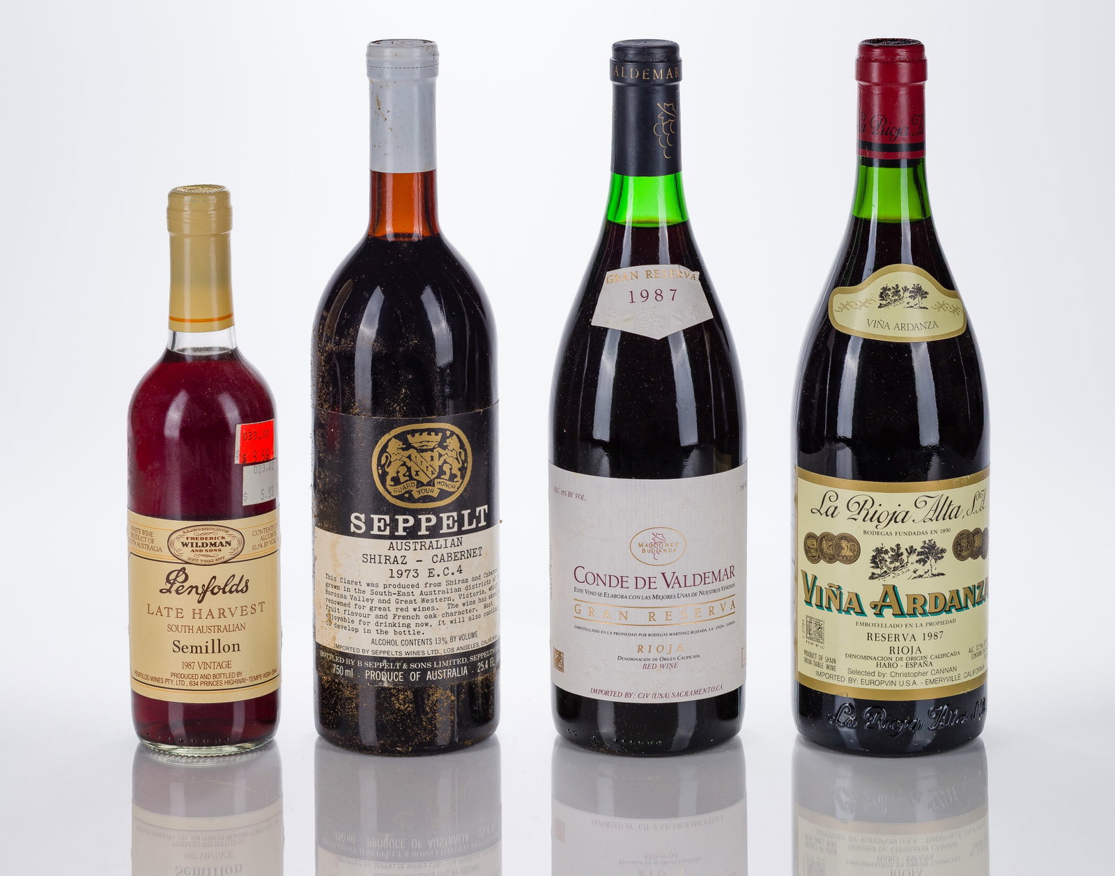 Various Mixed Wines: Various Mixed Wines Various wines including a Penfold's Late Harvest (1x 375ml), Rioja (2x 750ml), and Shiraz (1x 750ml), labels: fully legible, intact having minor shelf wear and bin stains, scuffs,