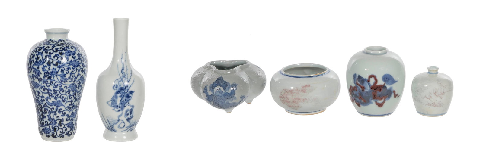 Chinese Blue and White Porcelain Vases: Chinese Blue and White Porcelain Vases (6) items having underglaze blue decoration, including a meiping having a sweet pea vine motif, an underglaze blue 6-character Yongzheng mark in concentric circl
