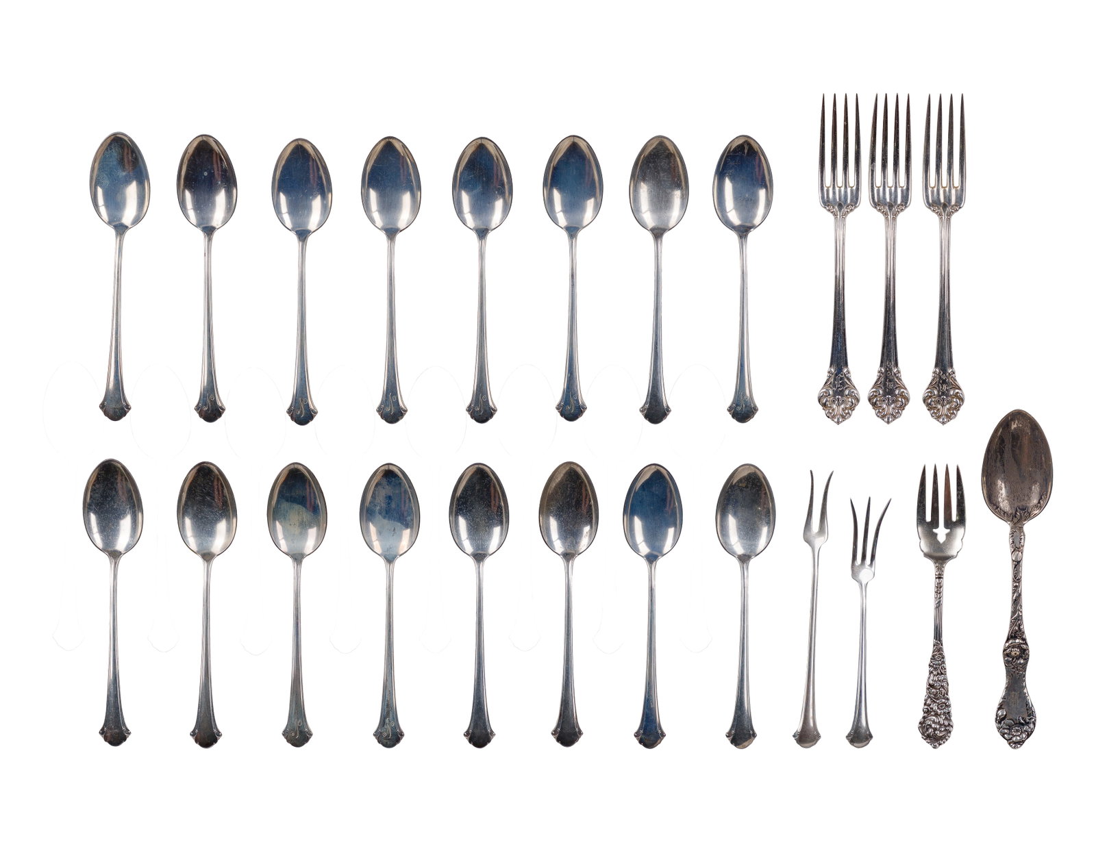 Reed and Barton and Towle Sterling Silver Flatware Assortment: Reed and Barton and Towle Sterling Silver Flatware Assortment (25) items including (4) dinner forks, (2) 5-inch cocktail forks, (16) 6-inch teaspoons and (3) tablespoons (all hallmarked and marked