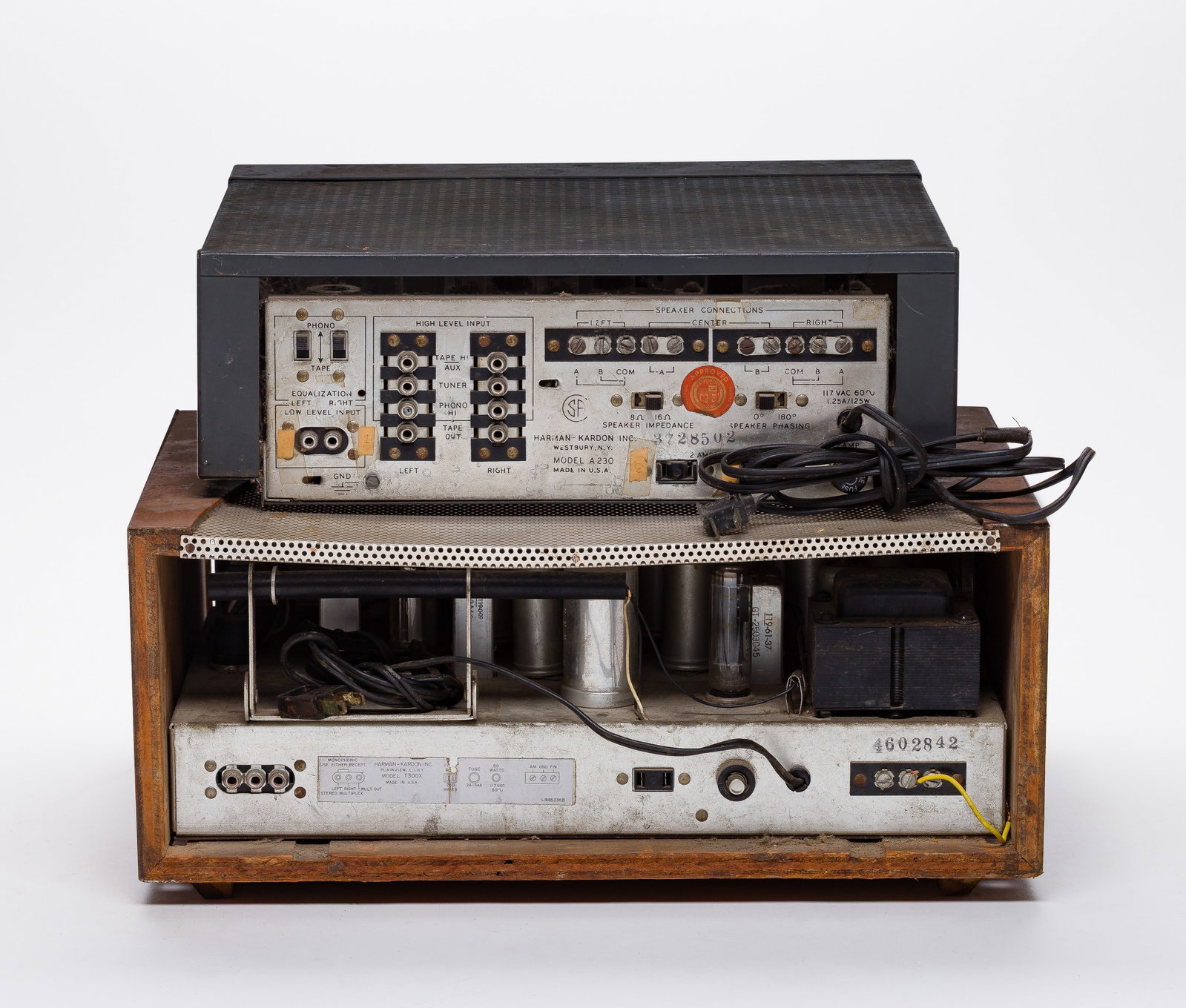 Harmon Kardon Stereo Components - 2