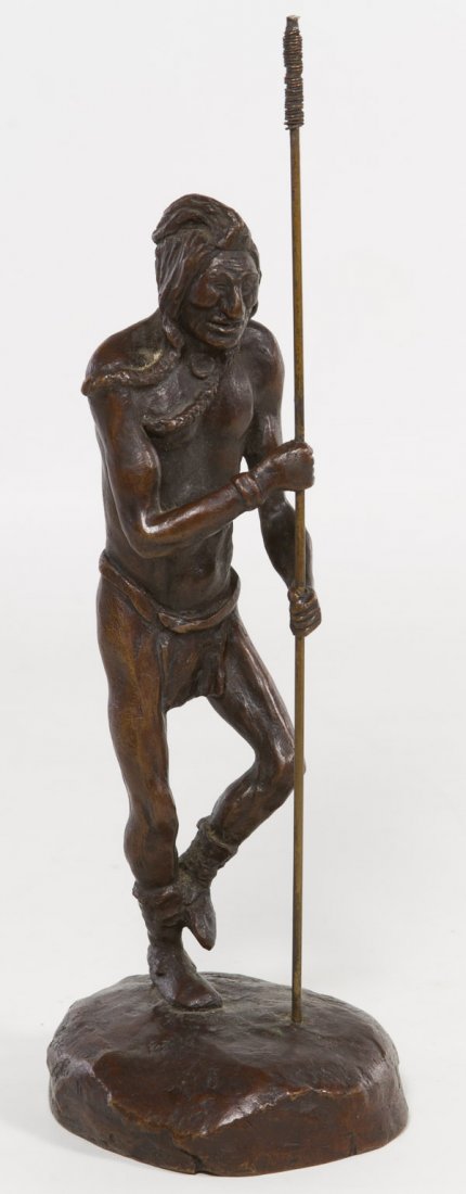 (after) Earl E. Heikka Bronze Indian Statue: (after) Earl E. Heikka Bronze Indian Statue Numbered 1 of 30 Height: 10.75 inches Category: Decorative Arts > Statues Shipping Status: Leonard Auction, Inc. will directly ship via USPS