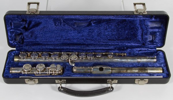 W.T. Armstrong Flute: W.T. Armstrong Flute Model #104, serial #4125927; includes a Armstrong case Width: 16.50 inches (case) Category: Musical Instruments > Other Shipping Status: Leonard Auction, Inc. will directly ship v
