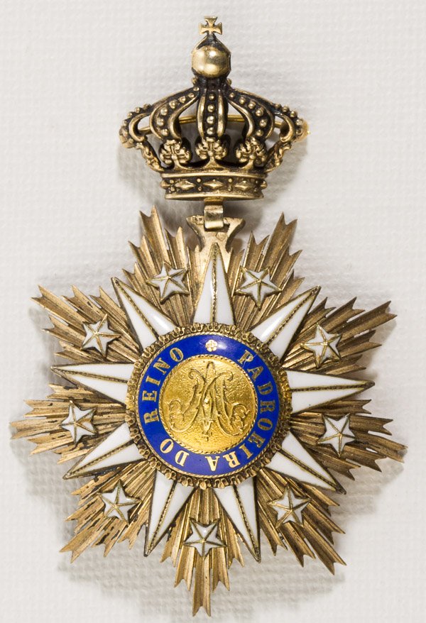 Padroeira do Reino Honorary Medal: Padroeira do Reino Honorary Medal Height: 2.62 inches Category: Military & Weapons > Medals Shipping Status: Leonard Auction, Inc. will directly ship via USPS Approximate Sale Time: 3:27 pm CST