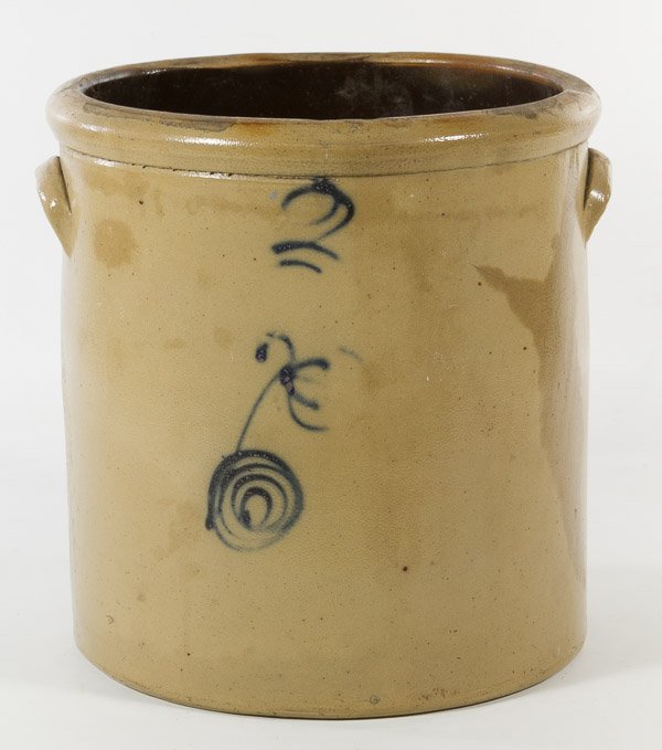 Redwing 'Beesting' 2-Gallon Crock: Redwing 'Beesting' 2-Gallon Crock Height: 11.00 inches, Width: 11.00 inches Category: Primitives > Crocks and Jugs Shipping Status: 3rd Party Shipping; the shipping cost may be high; please contact Th