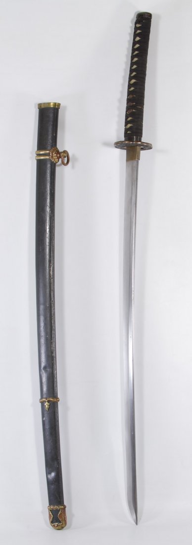 World War II Japanese Katana Sword: World War II Japanese Katana Sword Length: 26.50 inches (blade) Category: Military & Weapons > World War II Shipping Status: Leonard Auction, Inc. will directly ship via USPS