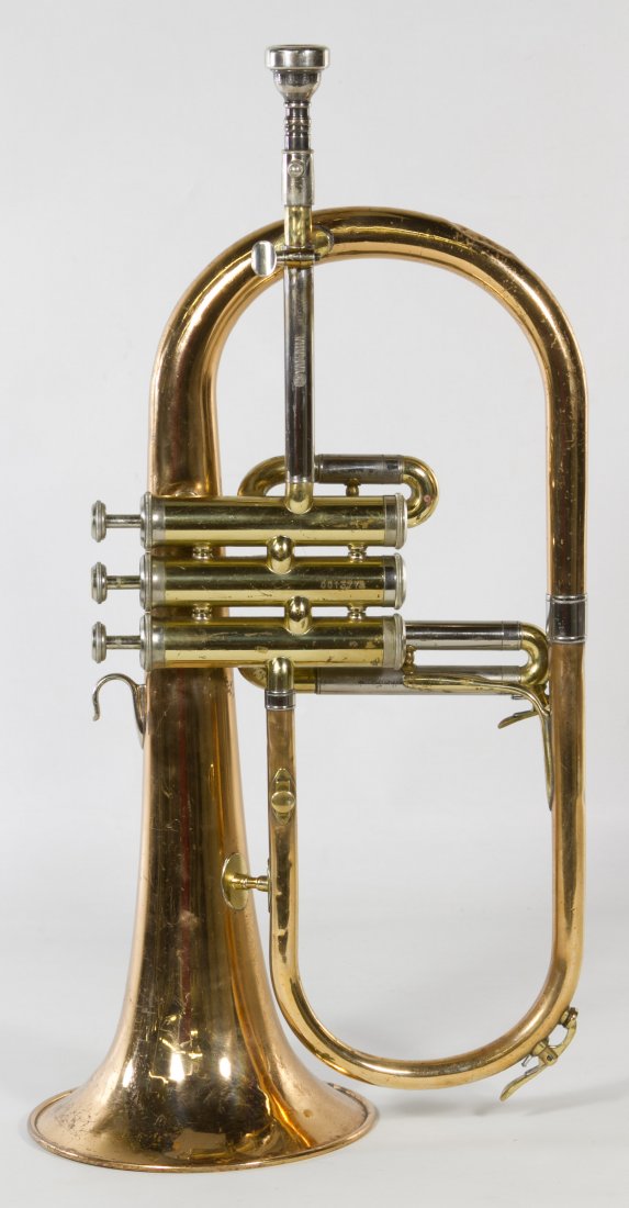 Yamaha Model YFH631 Flugelhorn: Yamaha Model YFH631 Flugelhorn Serial #001377A Length: 19.00 inches Category: Musical Instruments > Brass Instruments Shipping Status: Leonard Auction, Inc. will directly ship via USPS