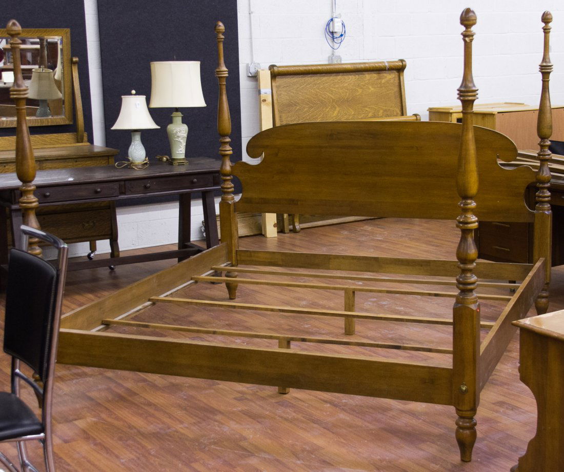 Maple King Size Four Poster Bed with Step: Maple King Size Four Poster Bed with Step Together with tester canopy for the bed Height: 68.00 inches, Width: 81.00 inches, Depth: 88.00 inches (frame)Size: king Category: Furniture > American Shippi