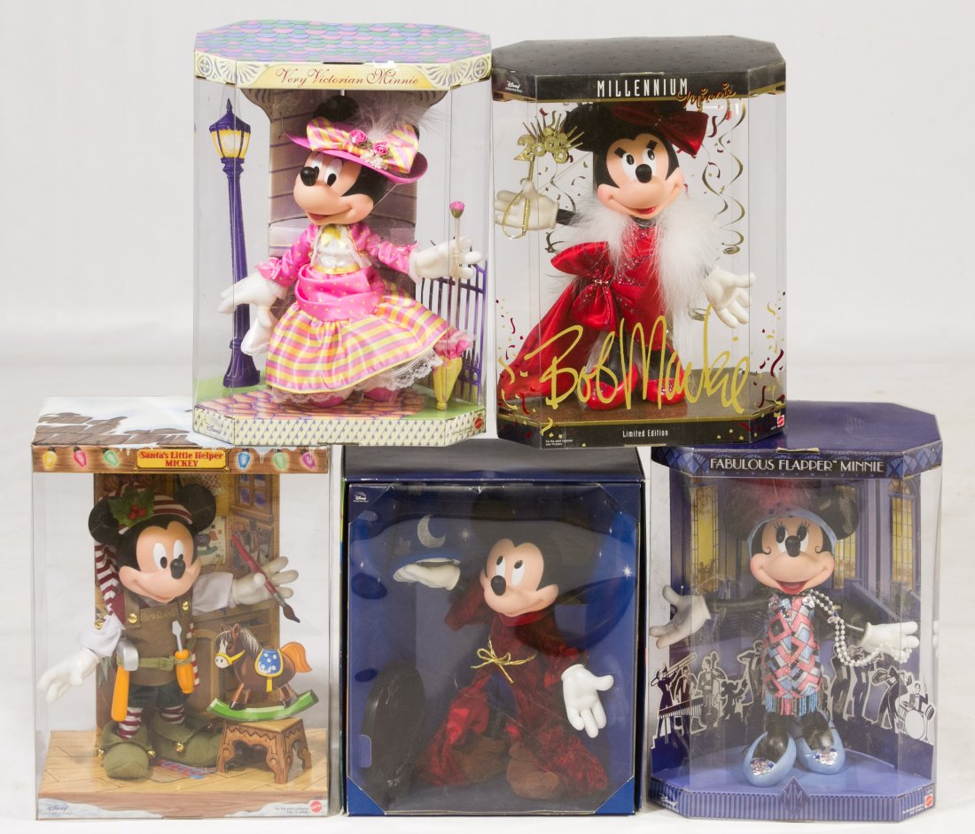 Minnie and Mickey Mouse Doll Assortment: Minnie and Mickey Mouse Doll Assortment Five boxed dolls including three Minnie Mouse dolls and two Mickey Mouse dolls Height: 14.50 inches (tallest box) Category: Collectibles > Disneyana Shipping St