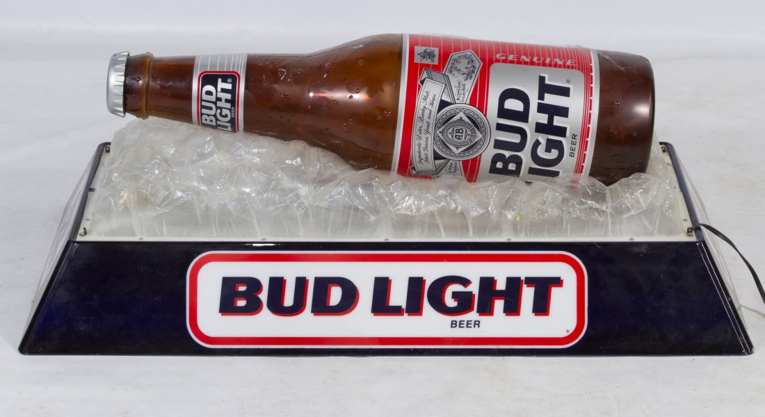 Bud Light Beer Advertising Hanging Light: Bud Light Beer Advertising Hanging Light Having plastic construction Height: 16.00 inches, Width: 44.00 inches, Depth: 20.00 inches Category: Collectibles > Breweriana Shipping Status: 3rd Party Shipp