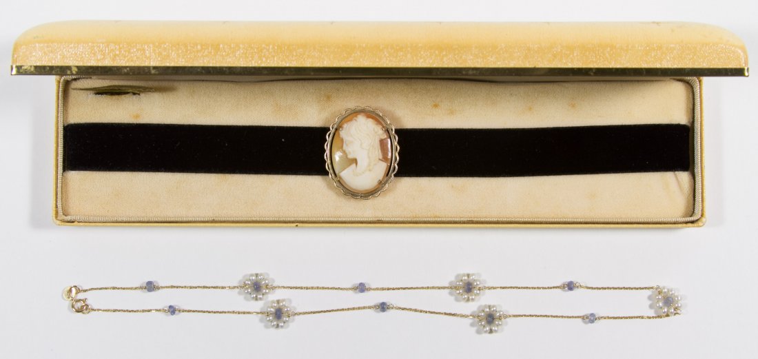 14k Gold Necklace with Beads: 14k Gold Necklace with Beads Together with a Krementz gold overlay carved shell cameo on a velvet choker Length: 15.50 inches (gold necklace) Weight: 1.99 dwts. (total weight) Category: Jewelry and Ti