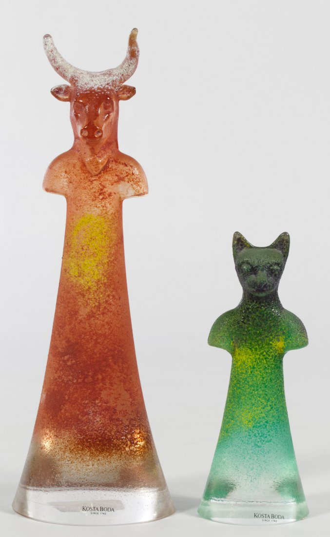 Kosta Boda Art Glass Sculptures by Kjell Engman: Kosta Boda Art Glass Sculptures by Kjell Engman Two sculptures including a red steer and a green cat Height: 11.25 inches (tallest) Category: Crystal > Kosta Boda Shipping Status: Leonard Auction, Inc