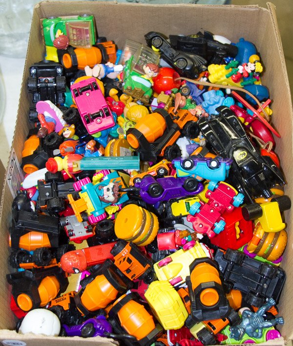 Plastic Toy Cars: Plastic Toy Cars Category: Toys and Dolls > Post-War Toys Shipping Status: 3rd Party Shipping; the shipping cost may be high; please contact The UPS Store #3571 (312-226-3333), Prime Pack and Ship (84