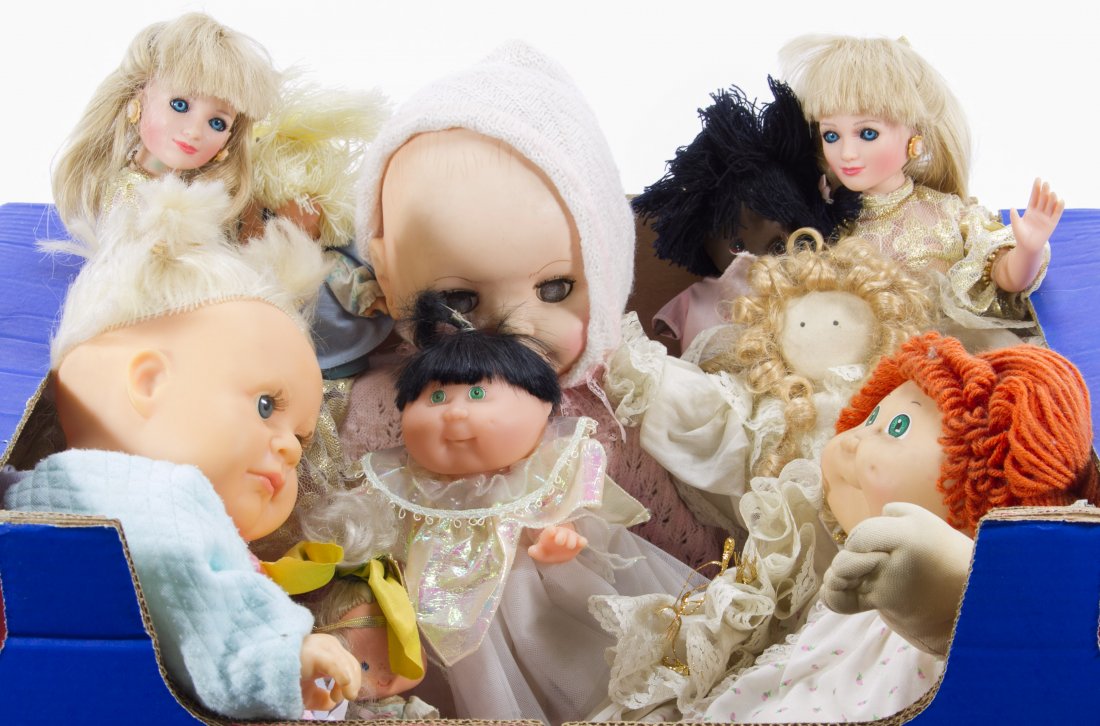 Vinyl and Plastic Doll Assortment: Vinyl and Plastic Doll Assortment Ten dolls including two limited edition Candy Spelling dolls, two Cabbage Patch dolls, two Precious Moments dolls, a Uneeda baby, a Hasbro baby, a cloth angel and an 