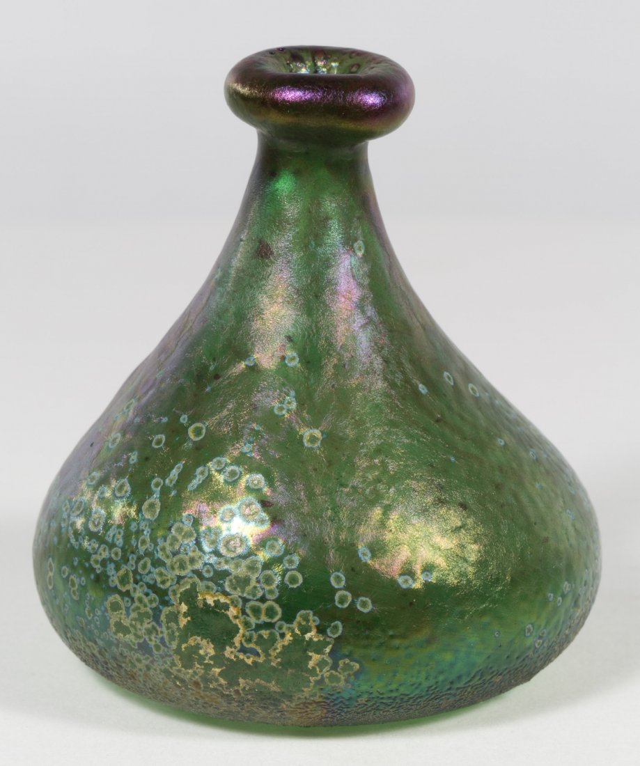 Art Glass Vase by Mark Peiser: Art Glass Vase by Mark Peiser 1968, mouth blown bottle in iridescent olive green tone Height: 3.00 inches Category: Glass > Art Glass Shipping Status: Leonard Auction, Inc. will directly ship via USPS