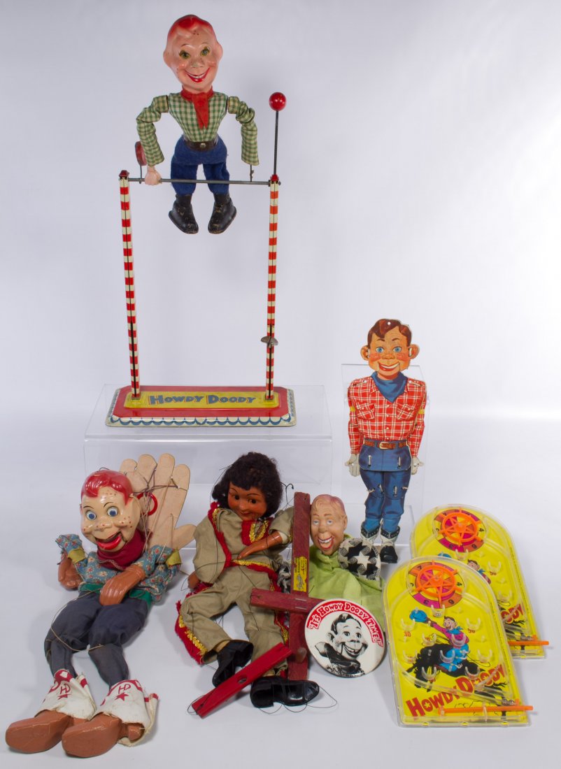 Howdy Doody Toy Assortment: Howdy Doody Toy Assortment Including a Hazelle marionette, an Arnold acrobat tin lithographed toy, (2) bagatelle games and puppets Height: 16.00 inches (tallest) Category: Toys and Dolls > Other Shipp